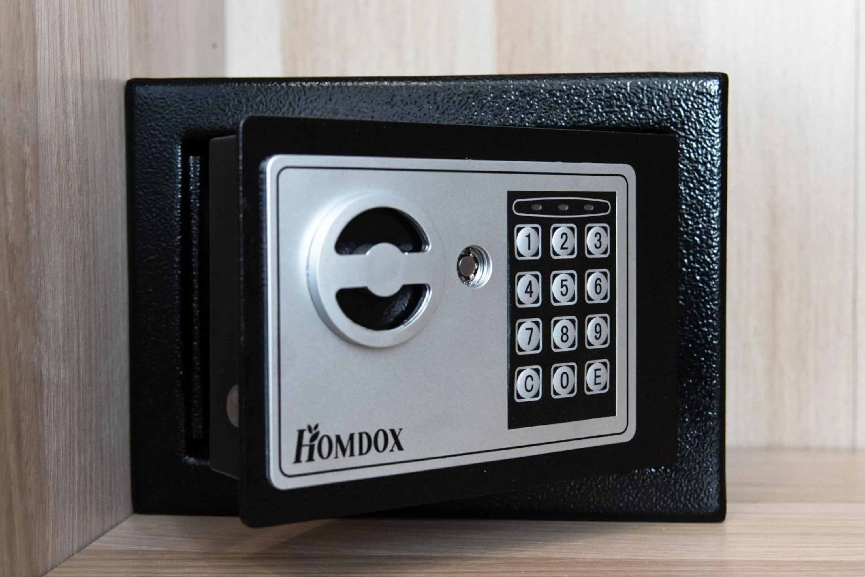 Photo of the whole room in XXIV Domus Luxury Suites