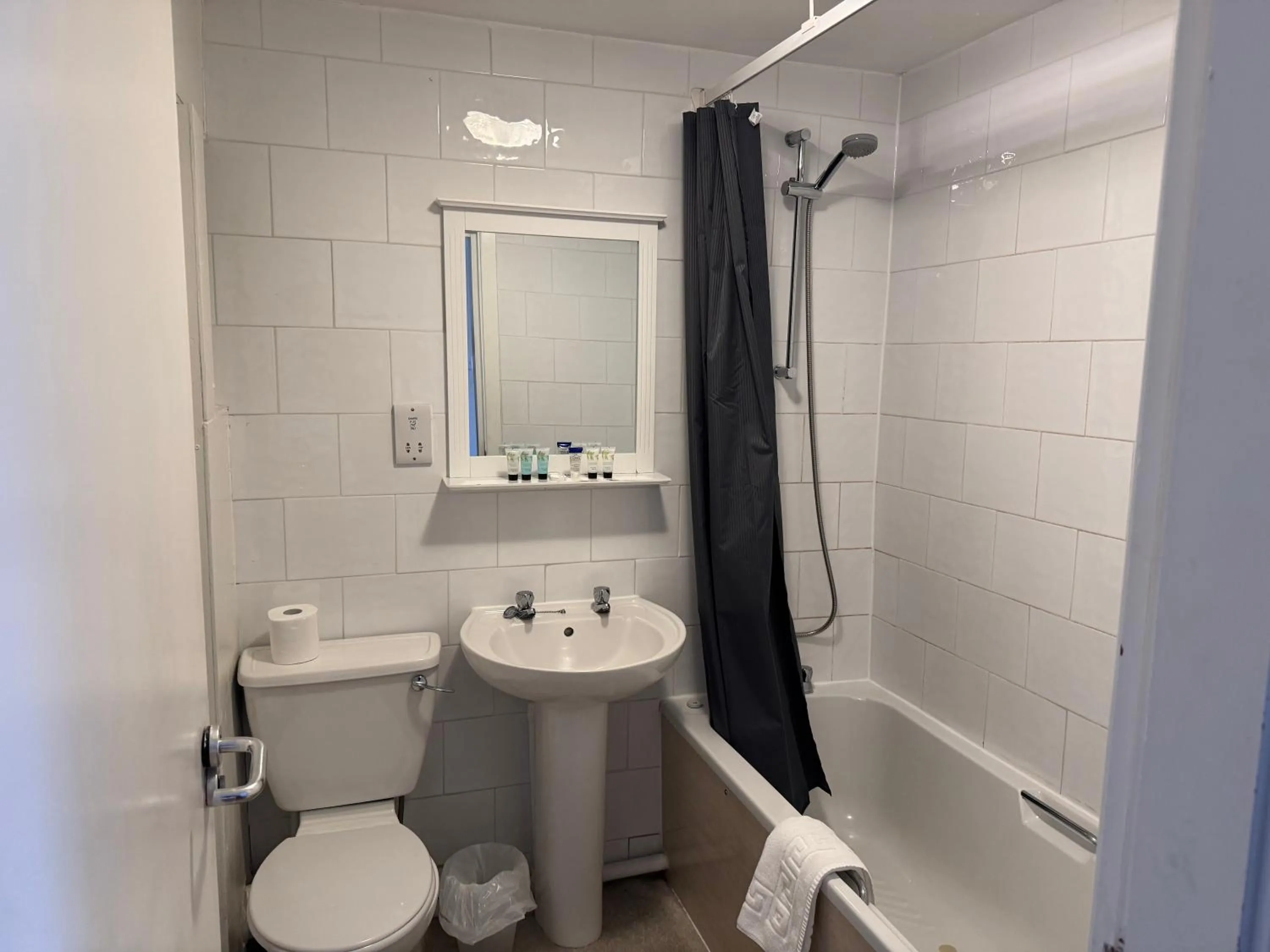 Bathroom in The Black Swan Hotel