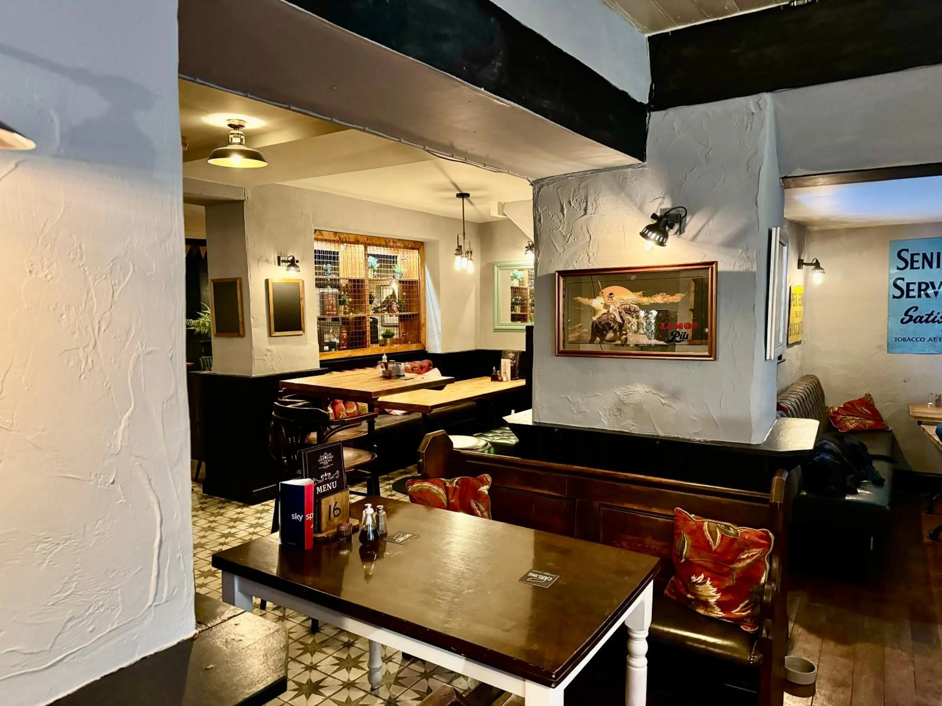 Lounge or bar in The Black Swan Hotel