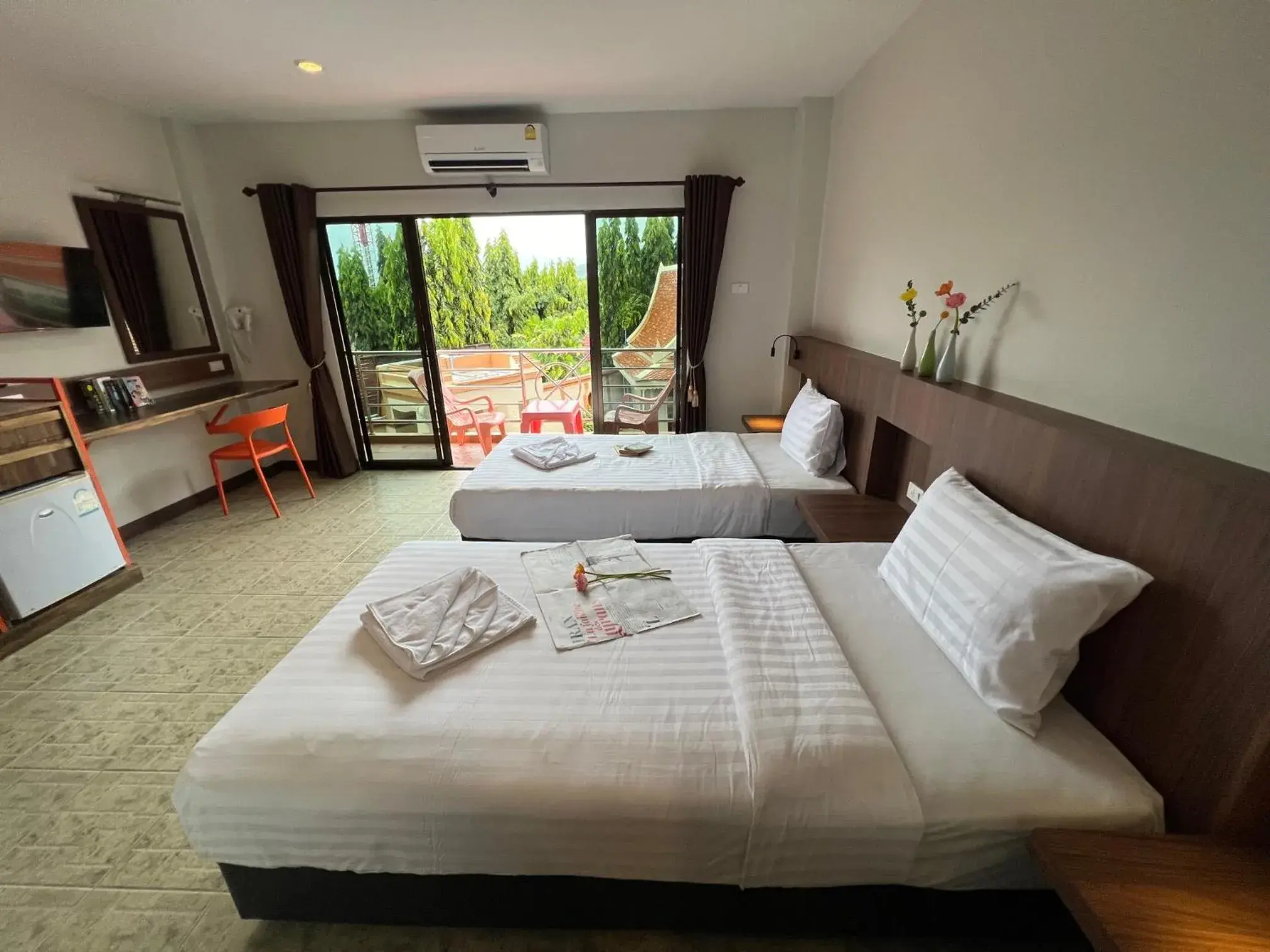 Twin Room with Balcony in My Friend's House Karon Twin Room with Balcony in My Friend's House Karon