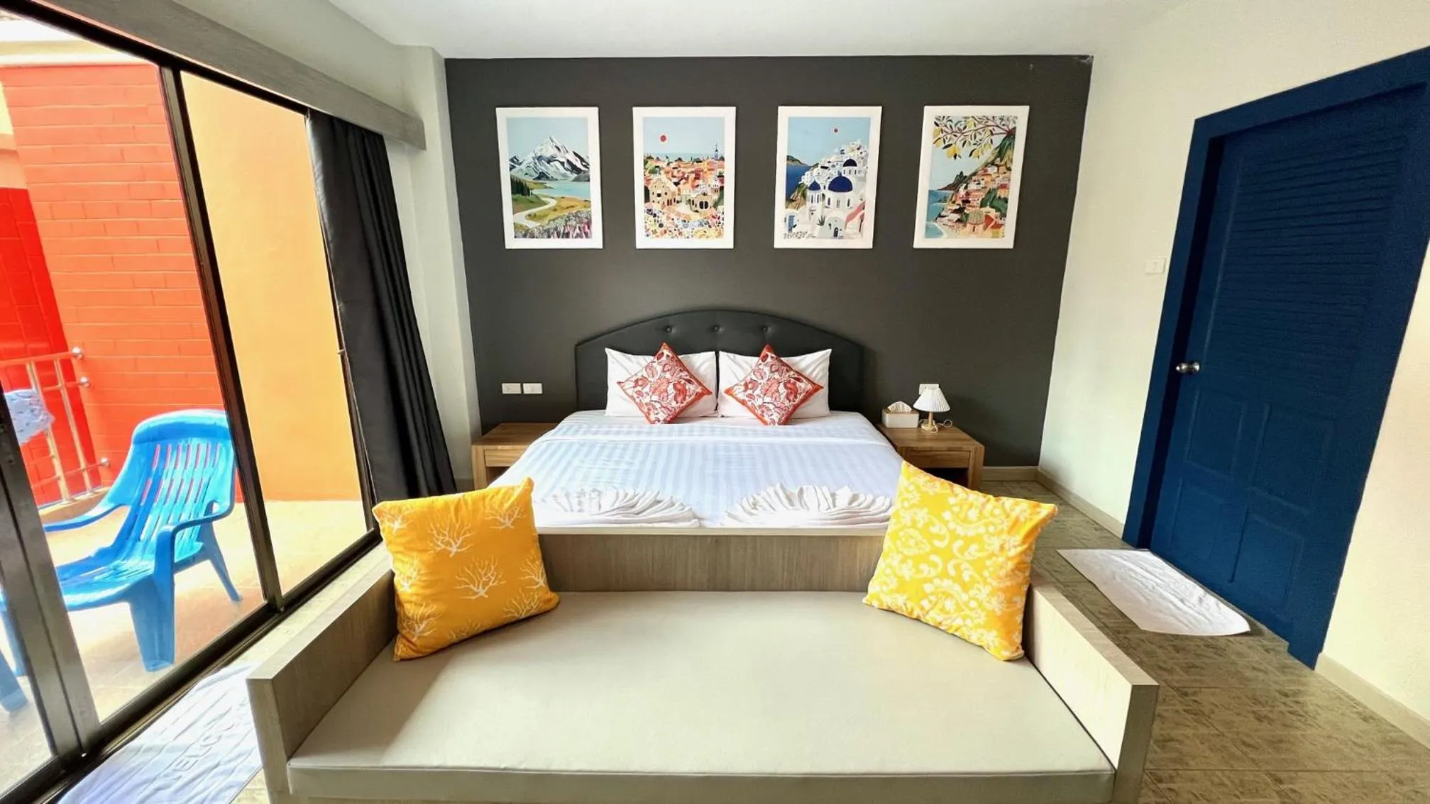 Bed in My Friend's House Karon