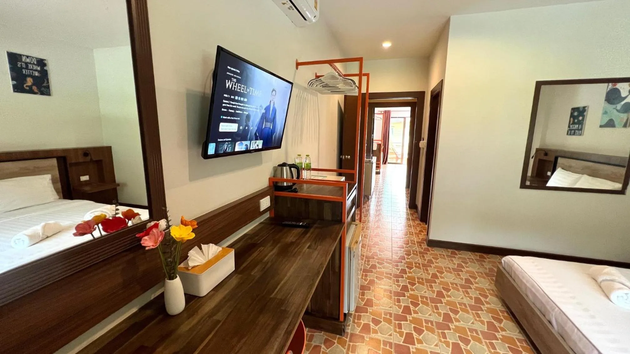 Bed in My Friend's House Karon