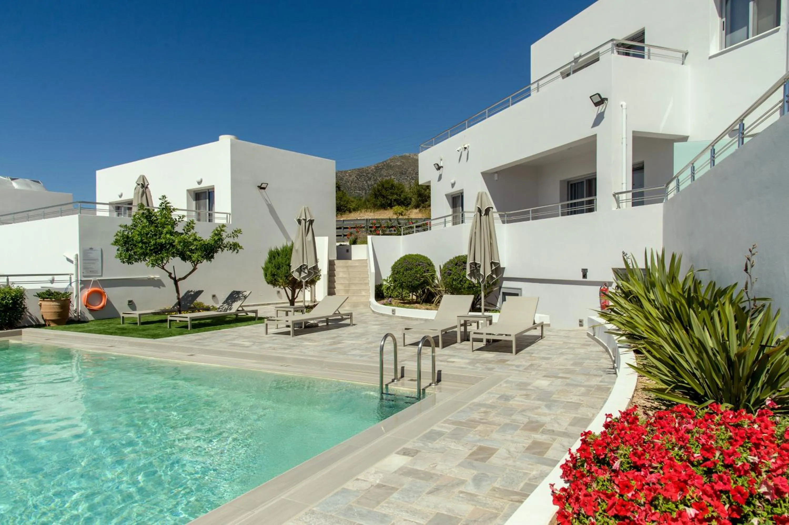 Garden in Sunset Elafonisi Apartments