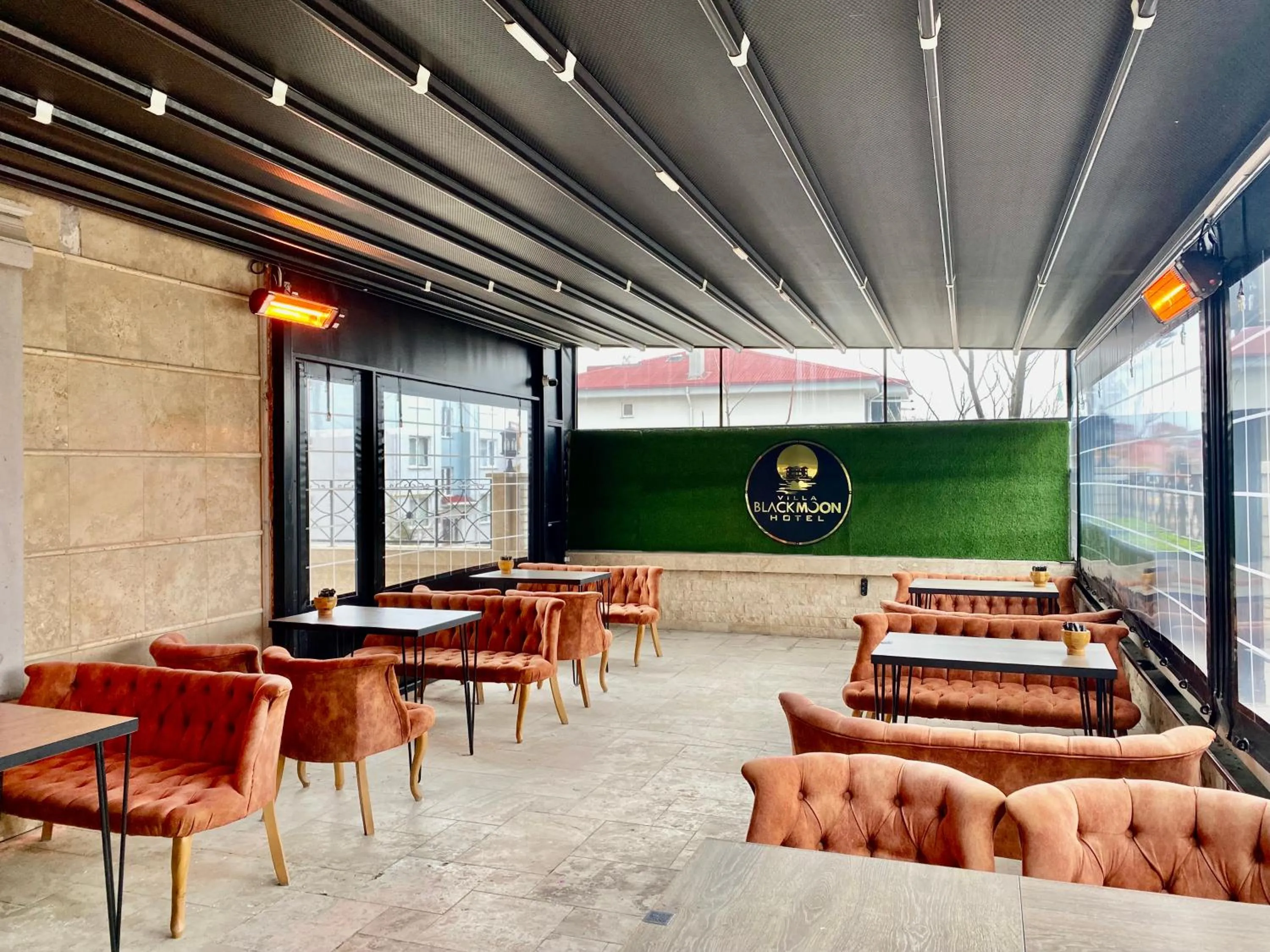 Restaurant/places to eat in Blackmoon Villa Edirne