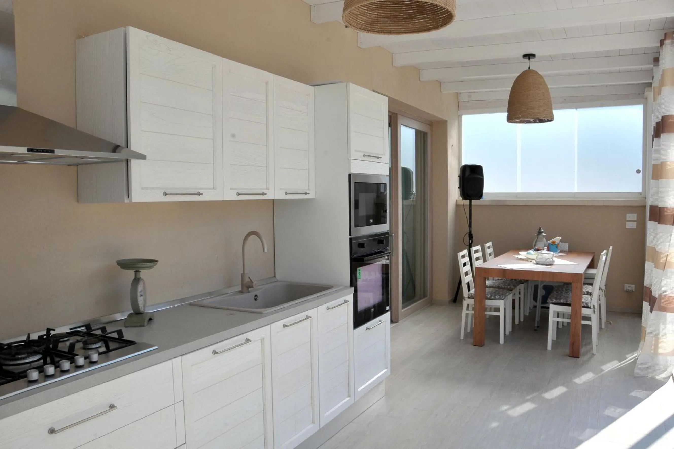 Kitchen or kitchenette in Sant Isidoro suite