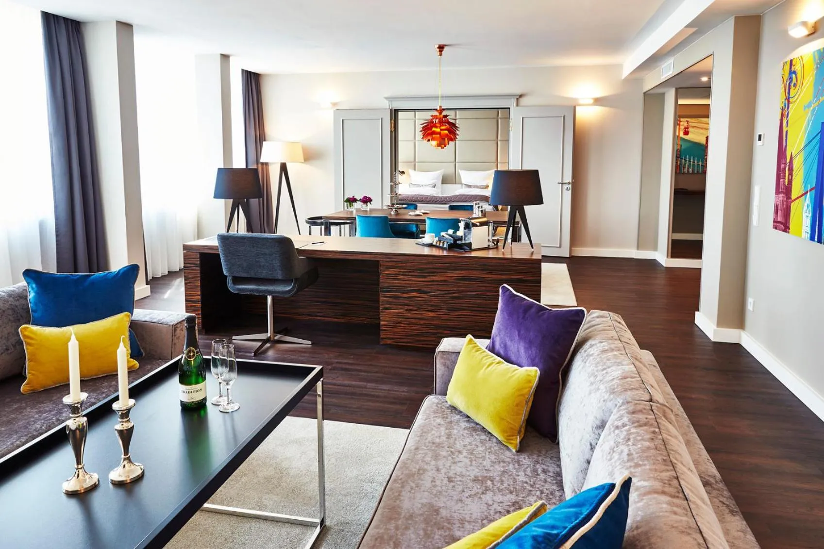 Photo of the whole room in Steigenberger Hotel Köln