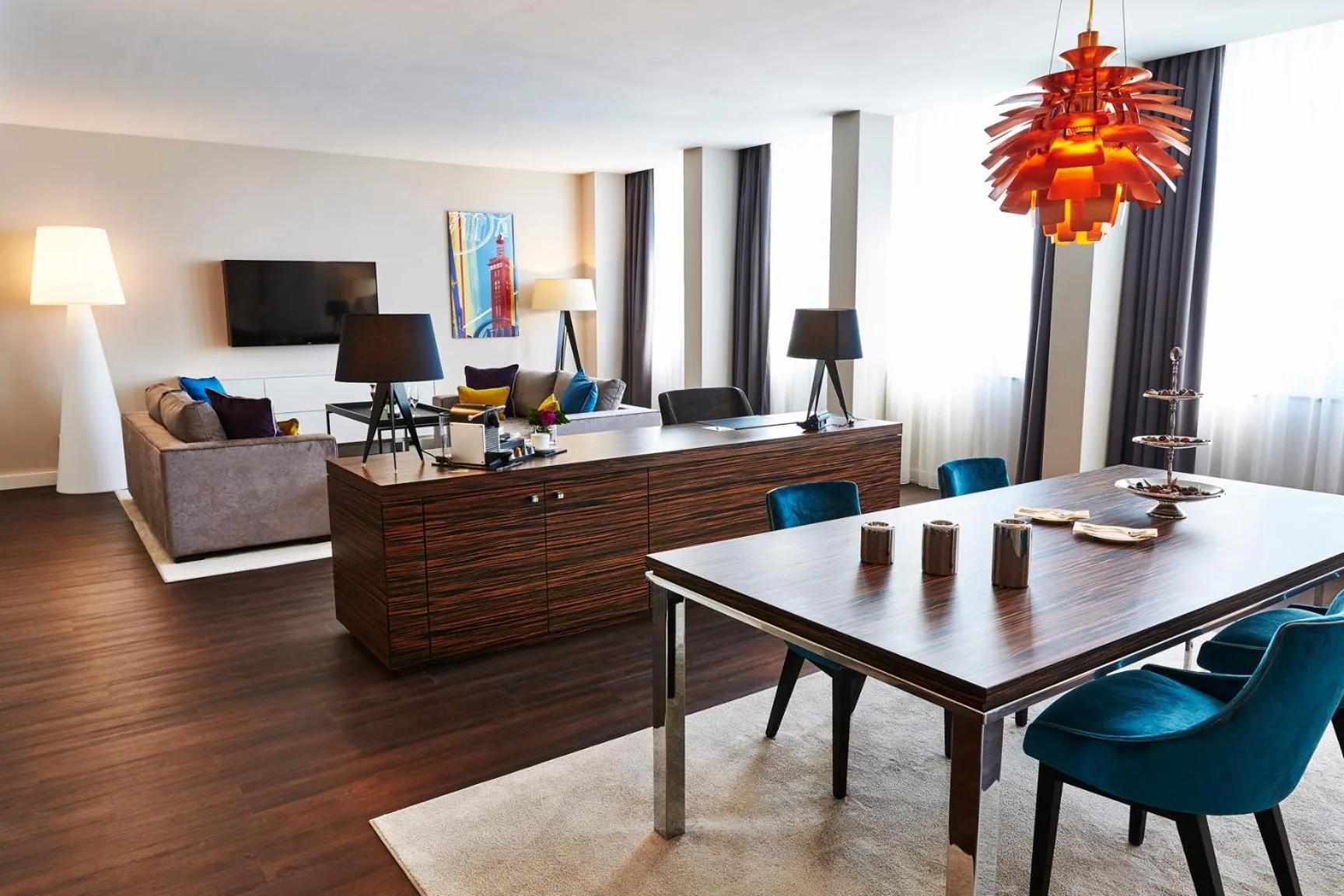 Living room in Steigenberger Hotel Köln