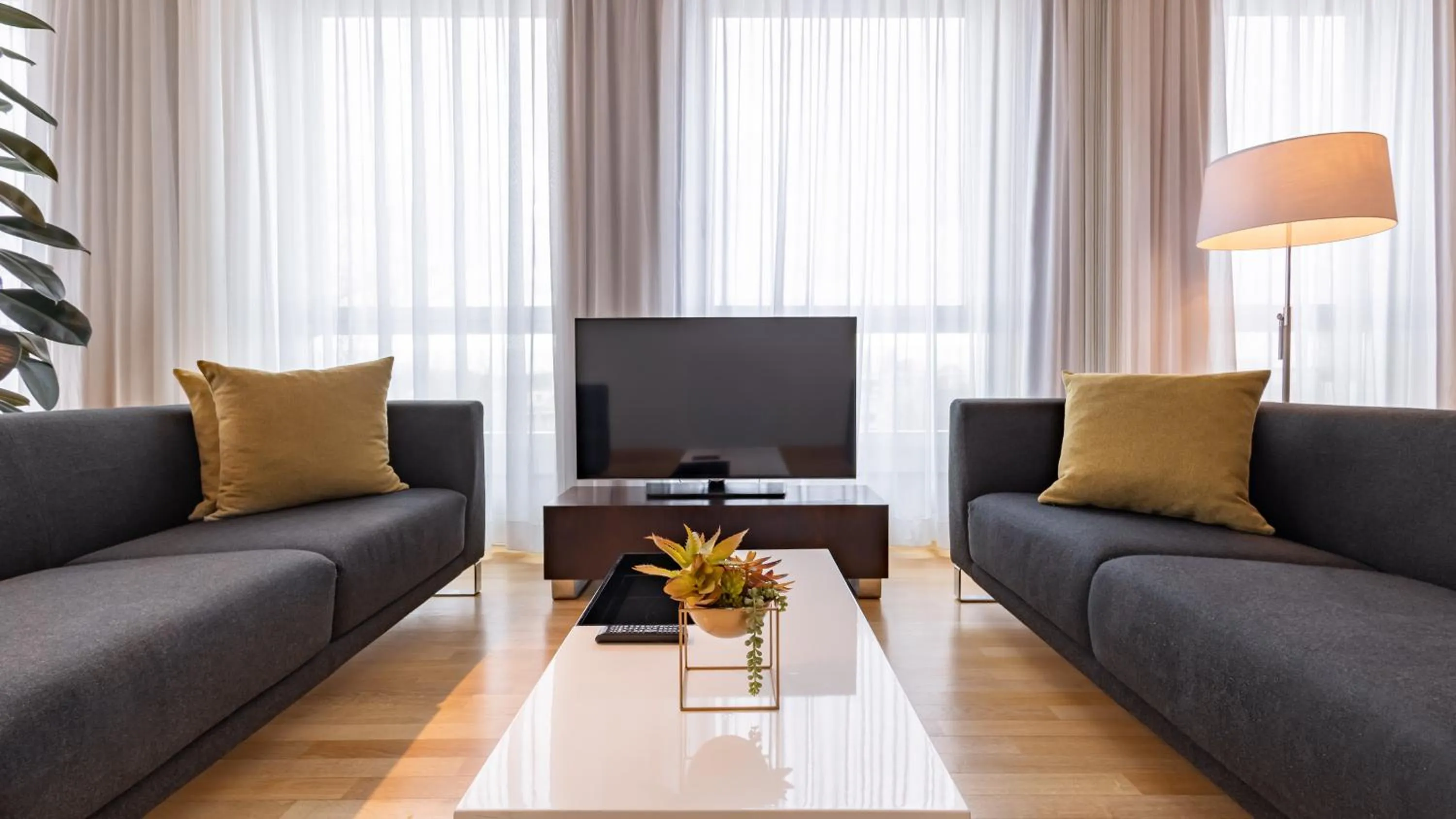 TV and multimedia in InterContinental Berlin by IHG
