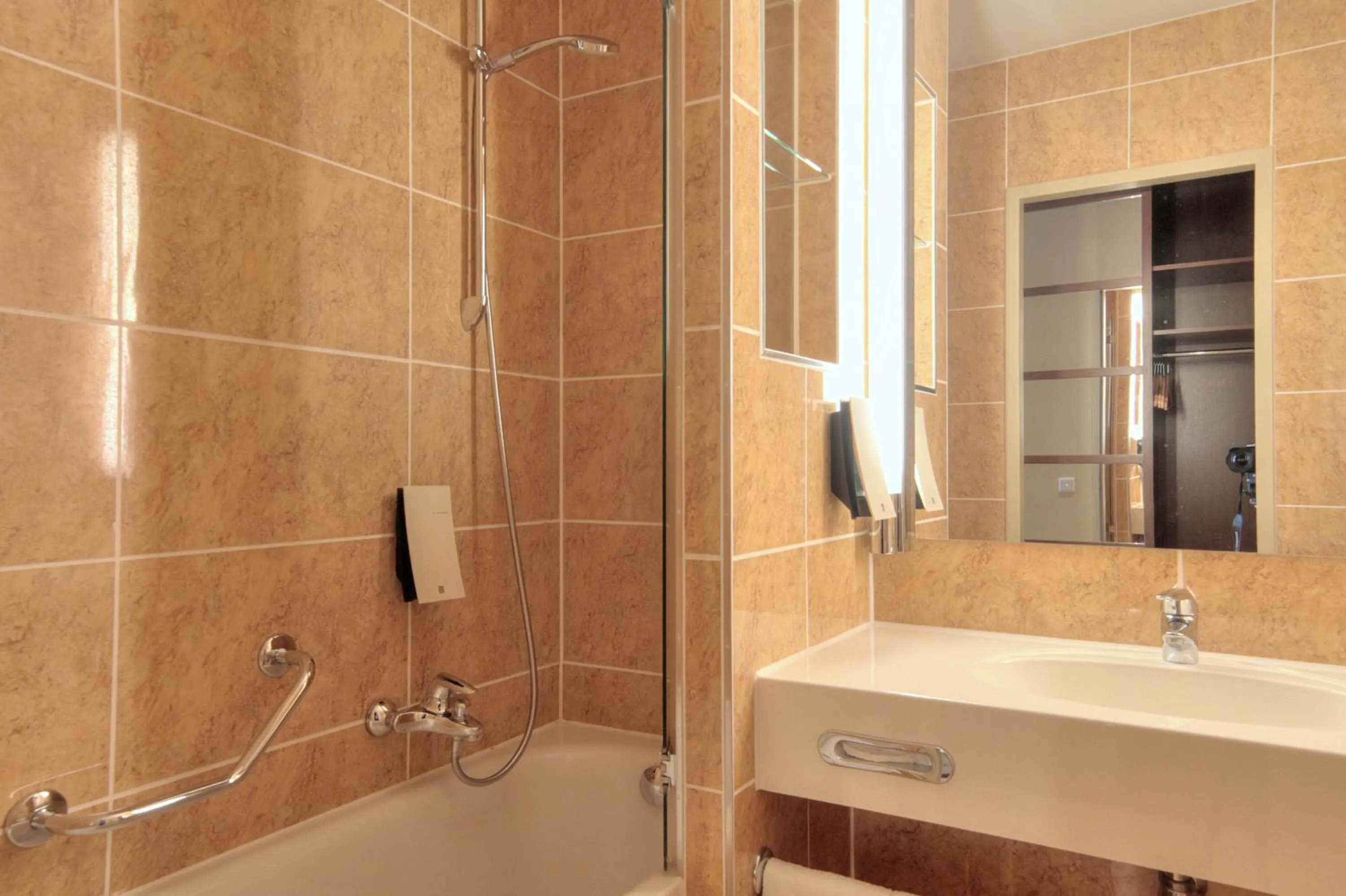 Bathroom in Relexa Hotel Ratingen City