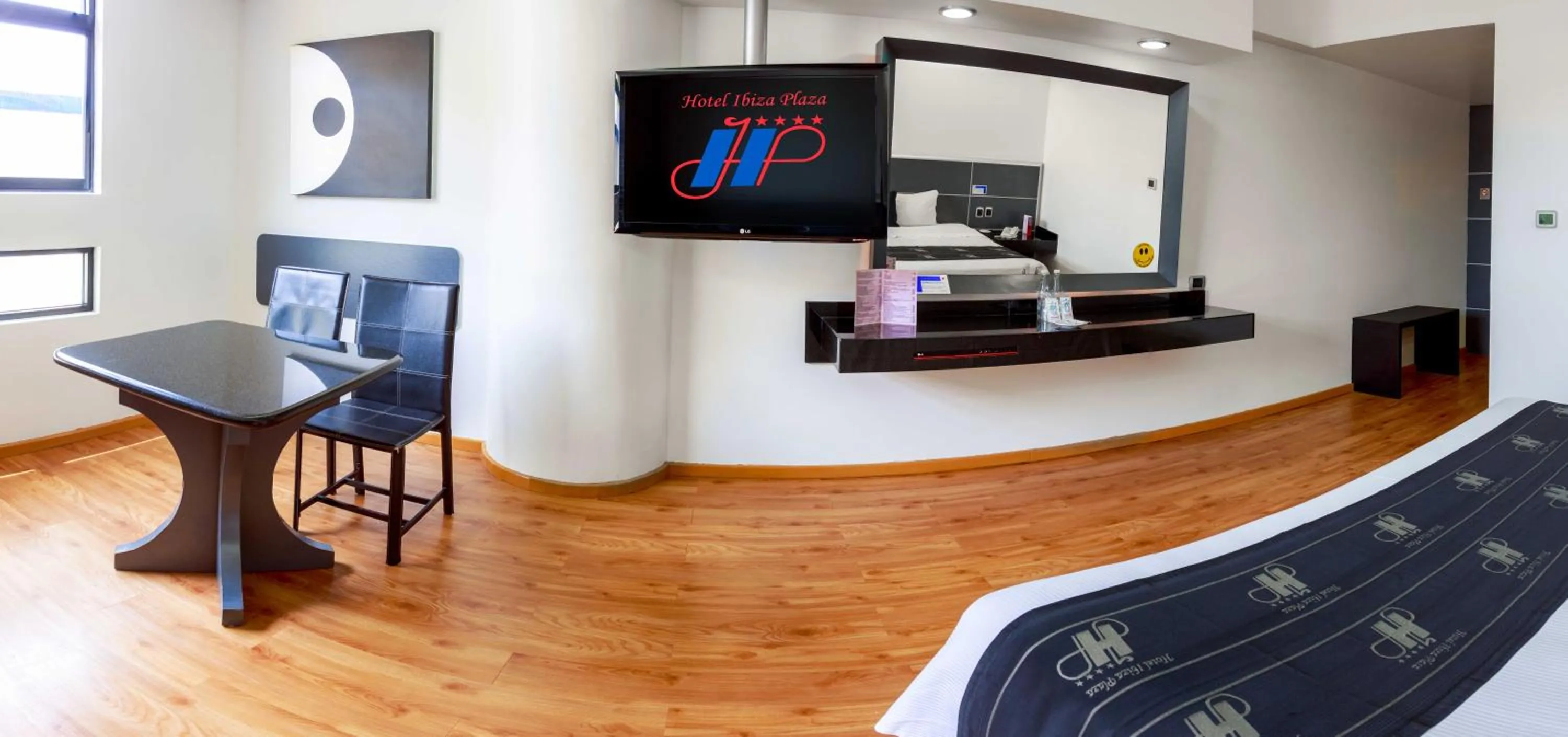 TV and multimedia, Bed in Hotel Ibiza Plaza