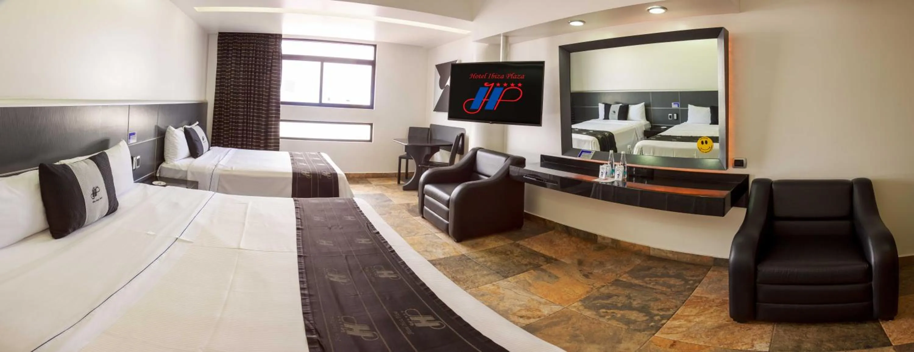 Photo of the whole room, Bed in Hotel Ibiza Plaza