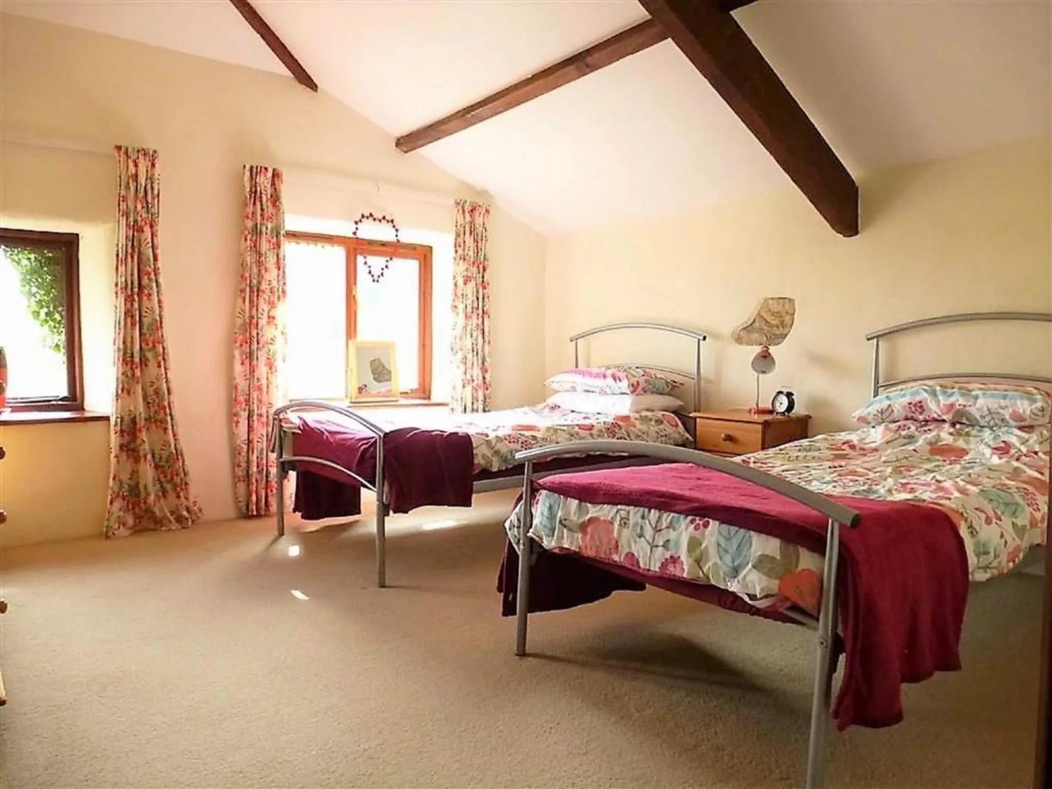 Bedroom, Bed in Cottage Barn, Jacobstow
