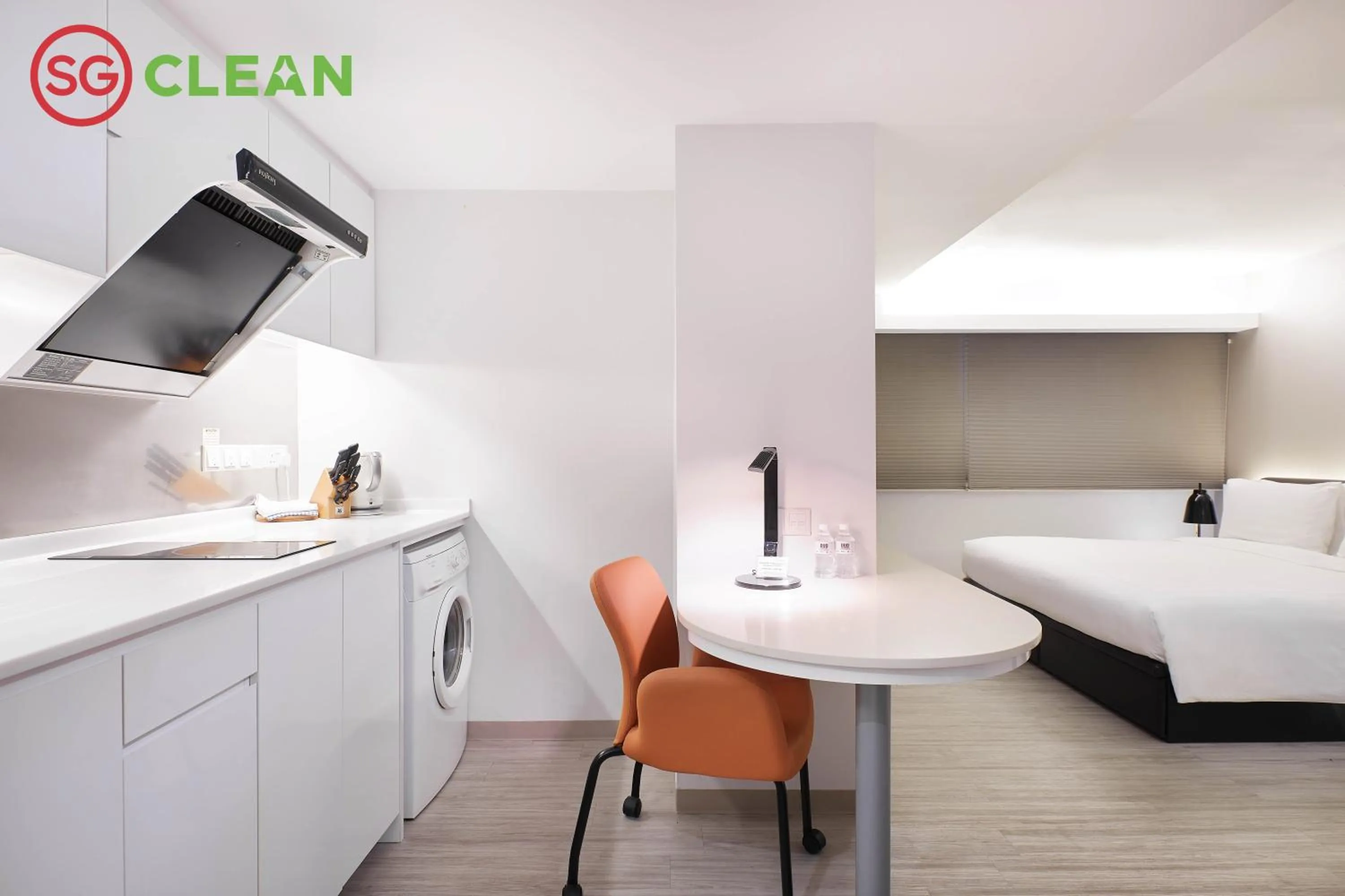 Kitchen or kitchenette, Bed in Wilby Central Serviced Apartments