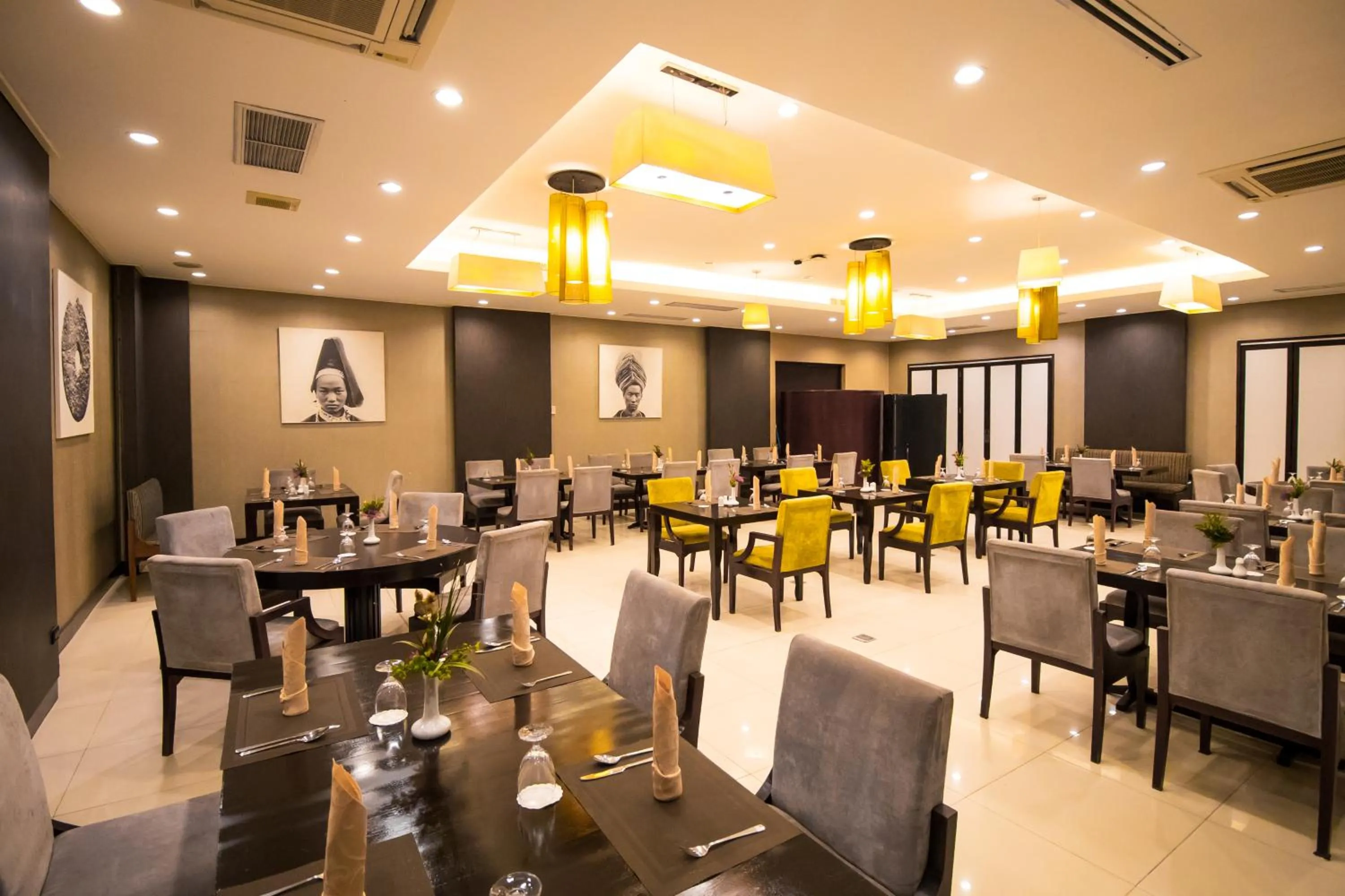 Restaurant/places to eat in LAOTEL VIENTIANE