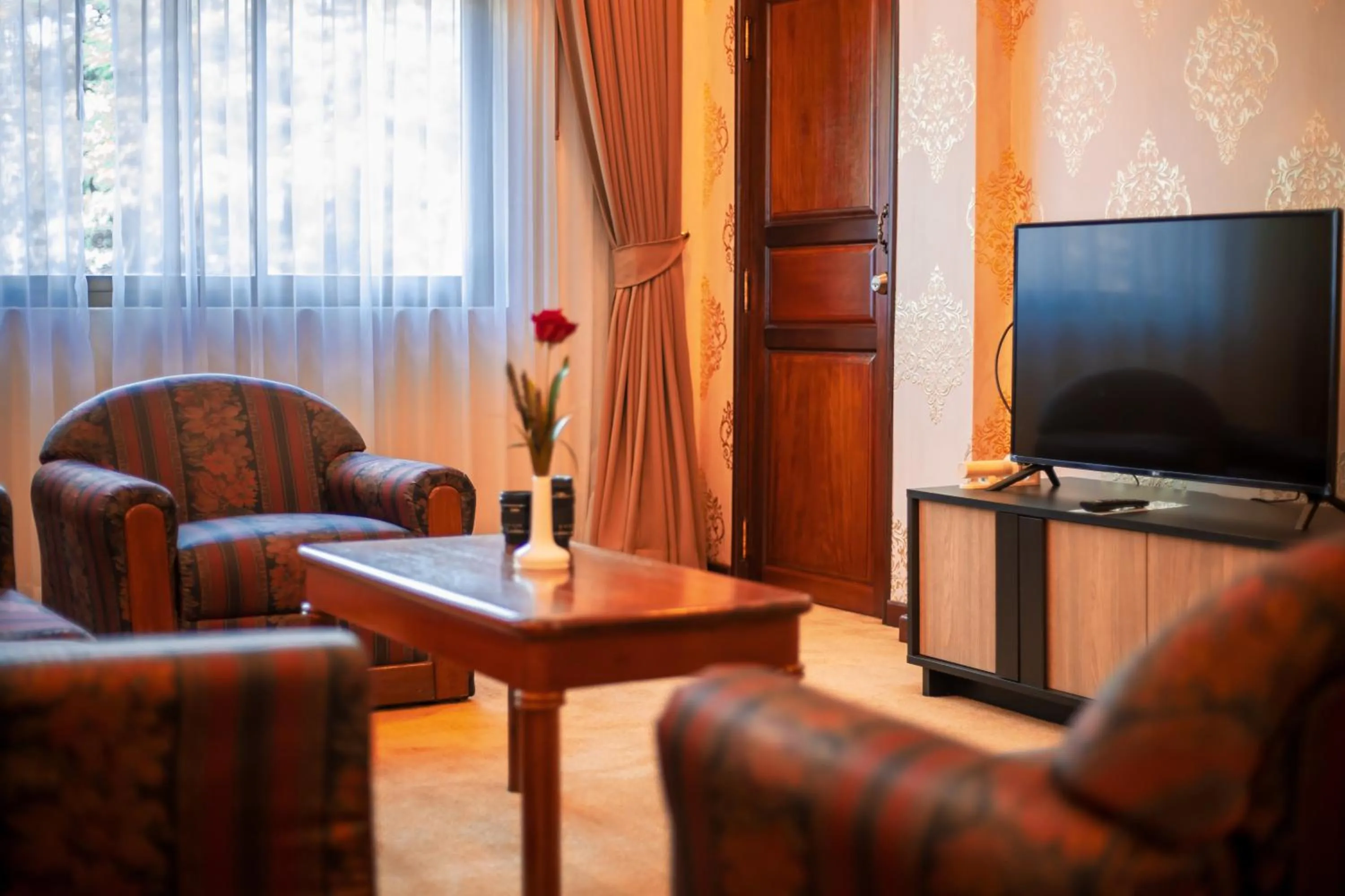 Property building in LAOTEL VIENTIANE