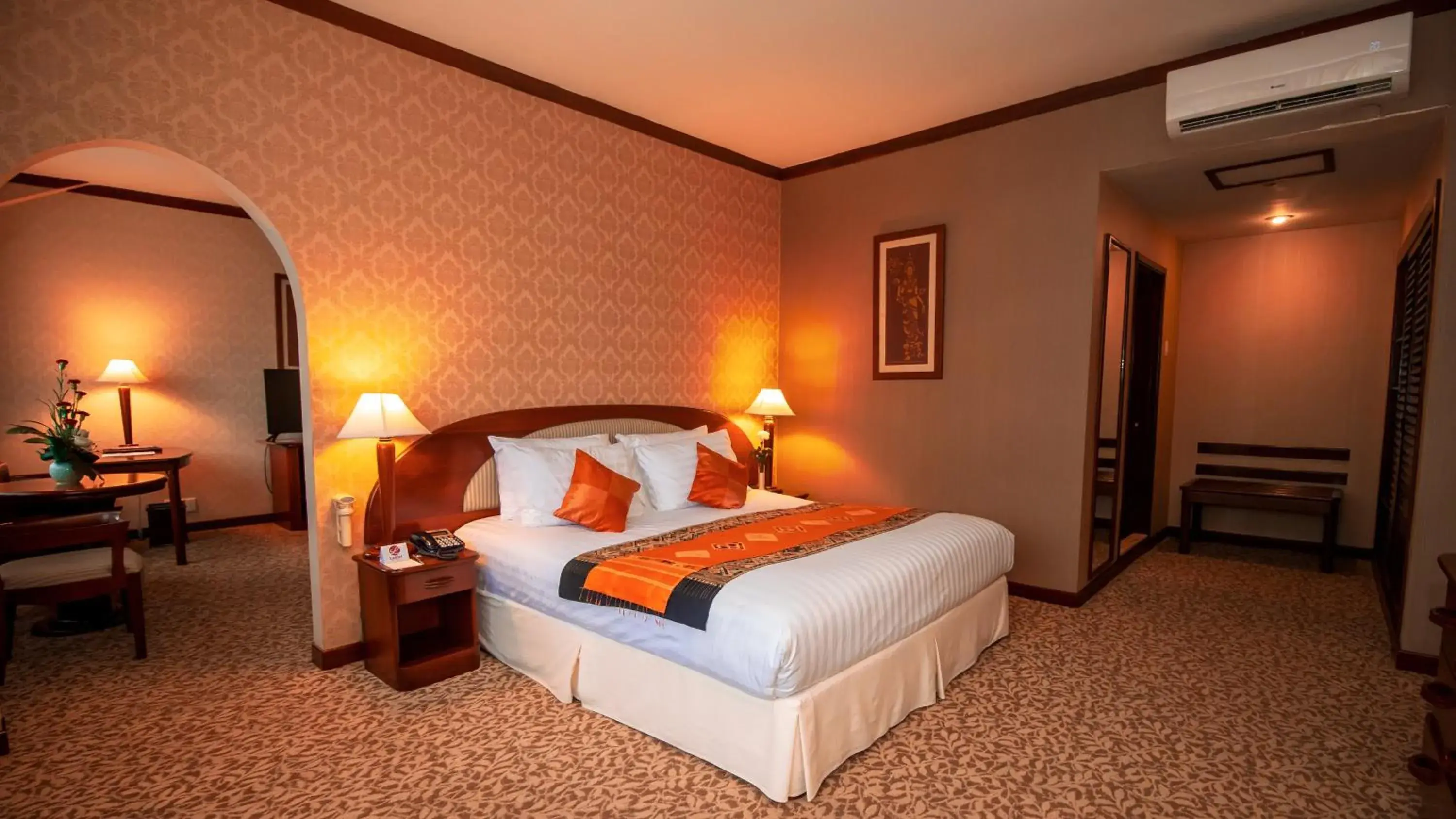 Executive Suite in LAOTEL VIENTIANE Executive Suite in LAOTEL VIENTIANE