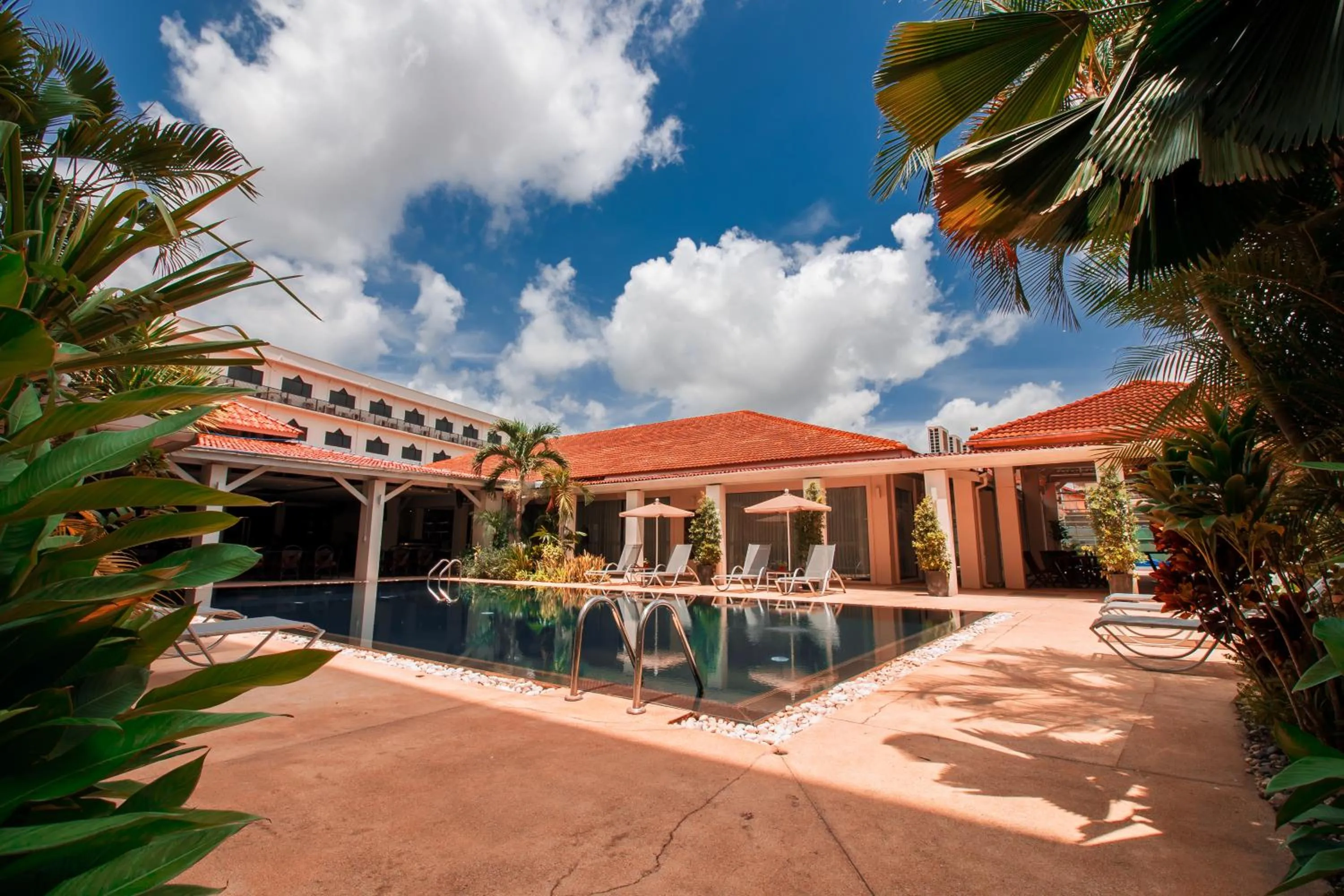 Property building in LAOTEL VIENTIANE