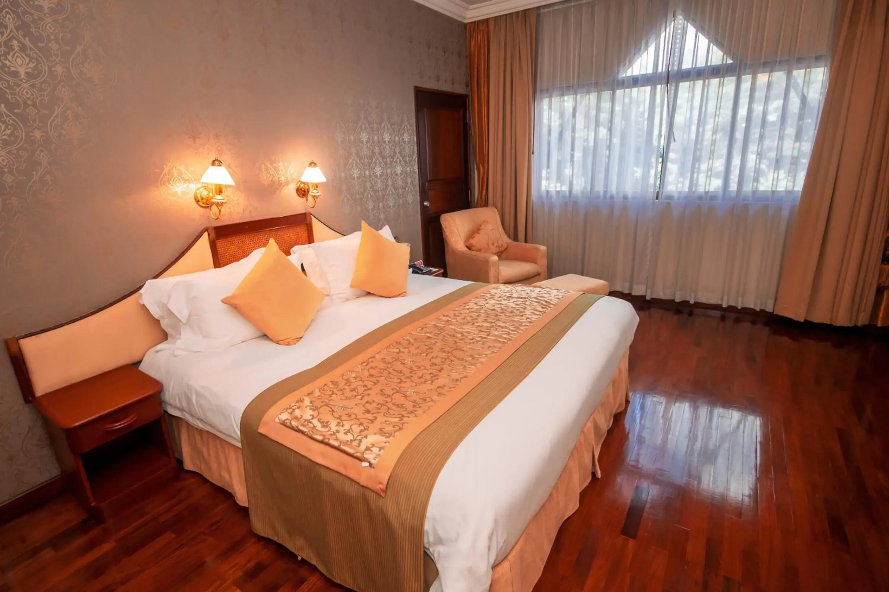 Junior Suite in LAOTEL VIENTIANE Junior Suite in LAOTEL VIENTIANE