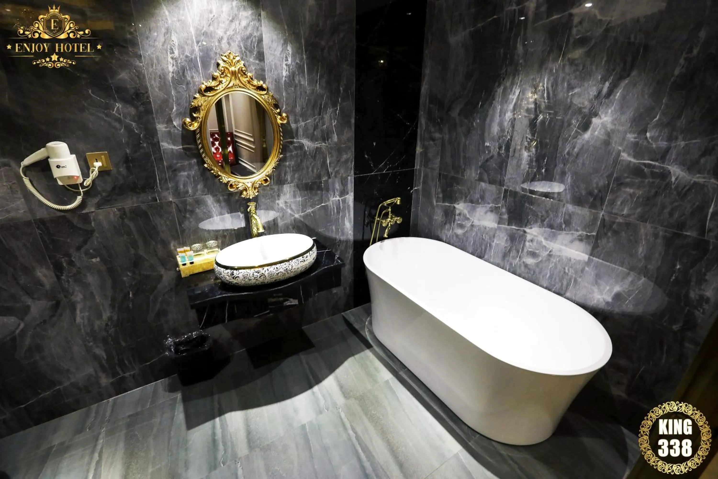 Bath in Enjoy Hotel 5A