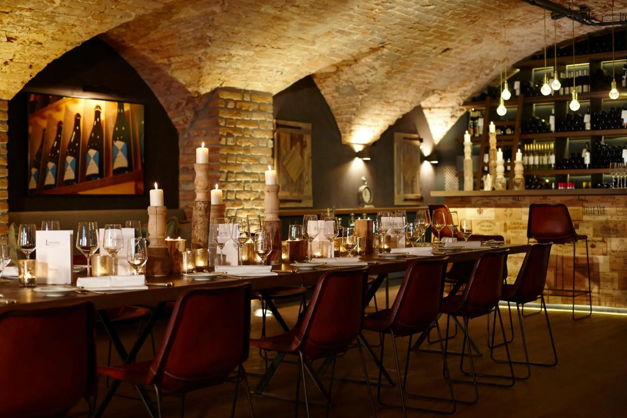 Food and drinks in Romantik Hotel Das Lindner