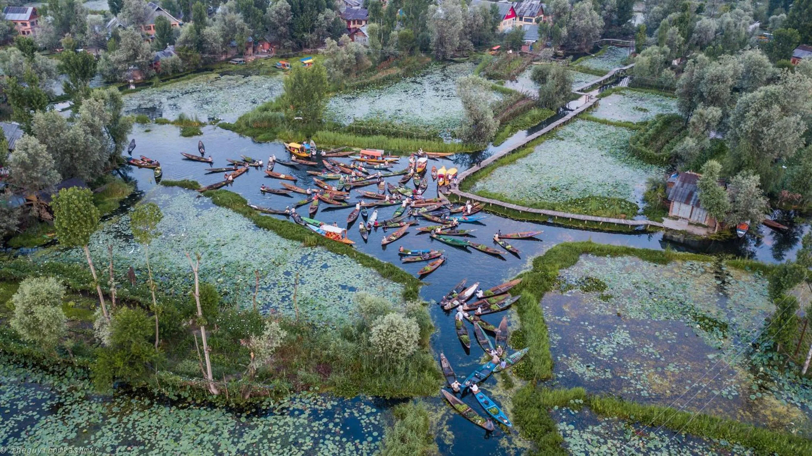 Bird's eye view in WelcomHeritage Gurkha Houseboats