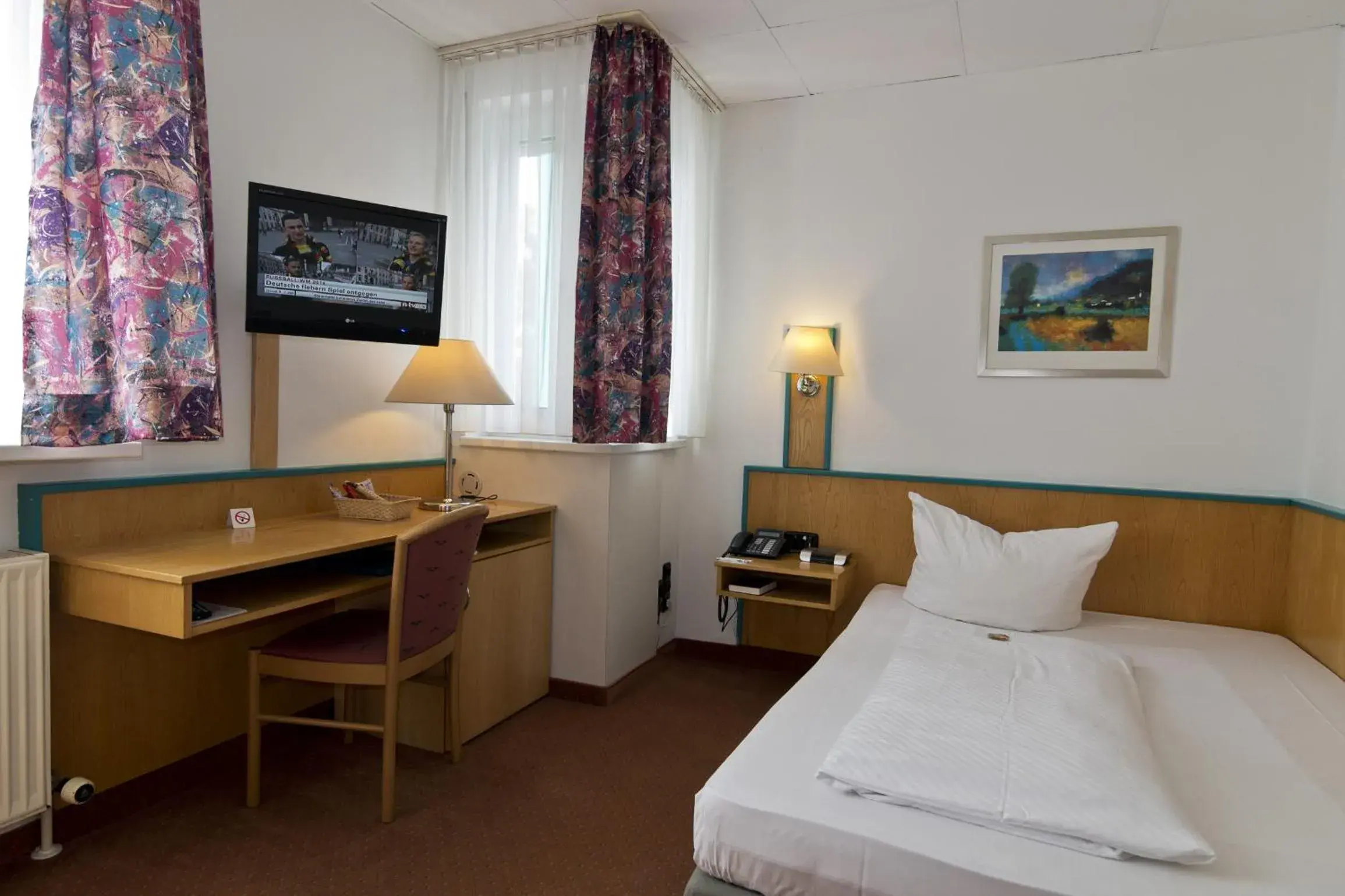 Standard Single Room - single occupancy in Hotel Alpha Standard Single Room - single occupancy in Hotel Alpha