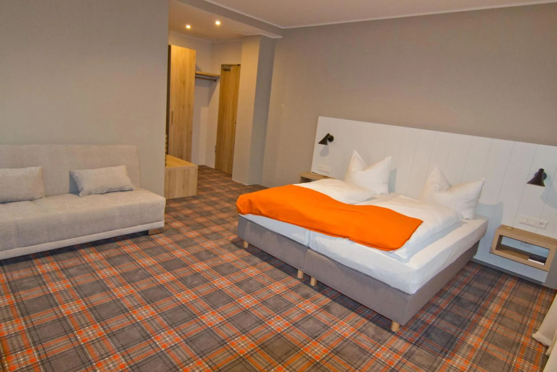 Photo of the whole room, Bed in Hotel Alpha