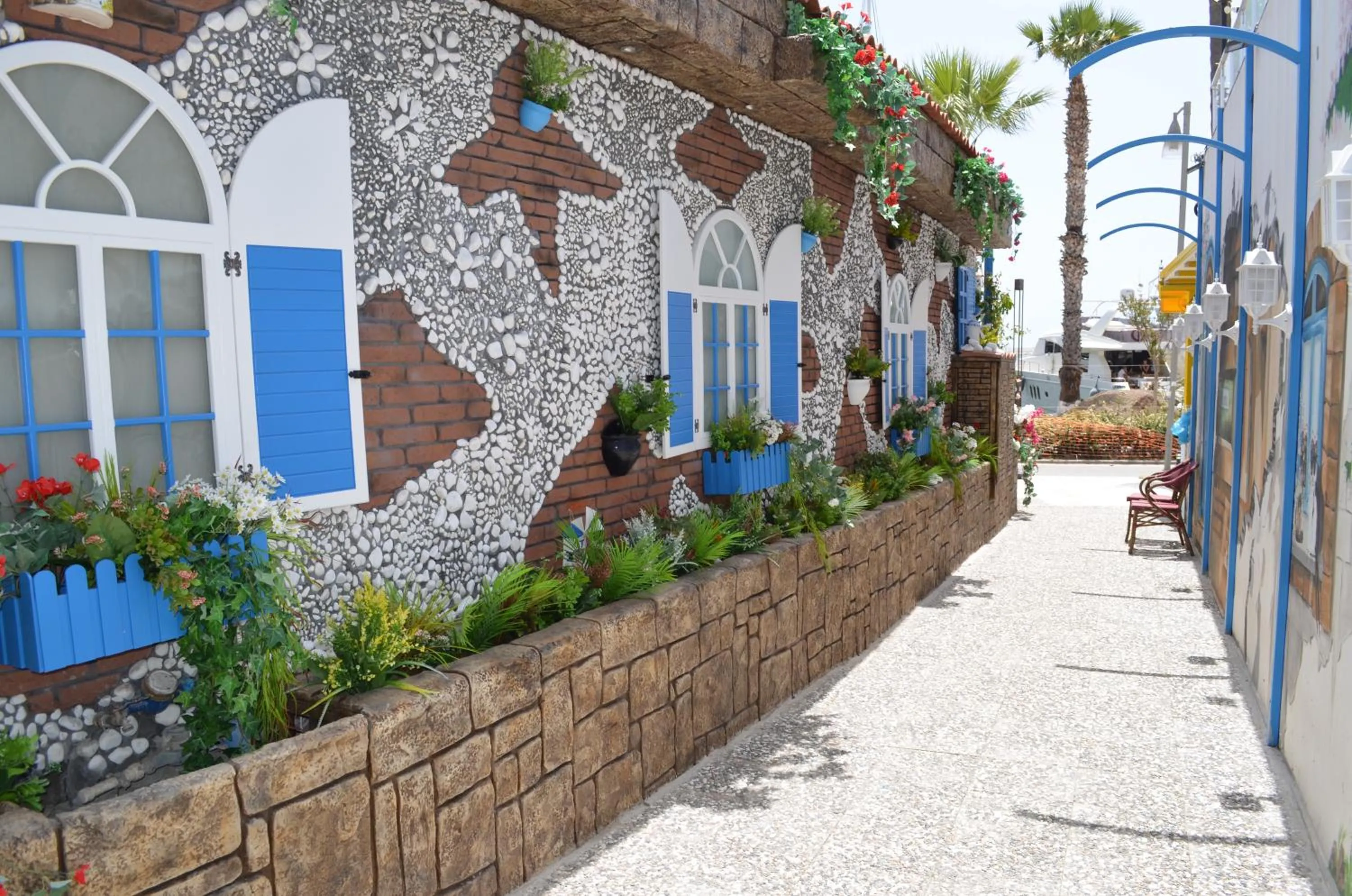 DOUBLE INN MARİNA HOTEL