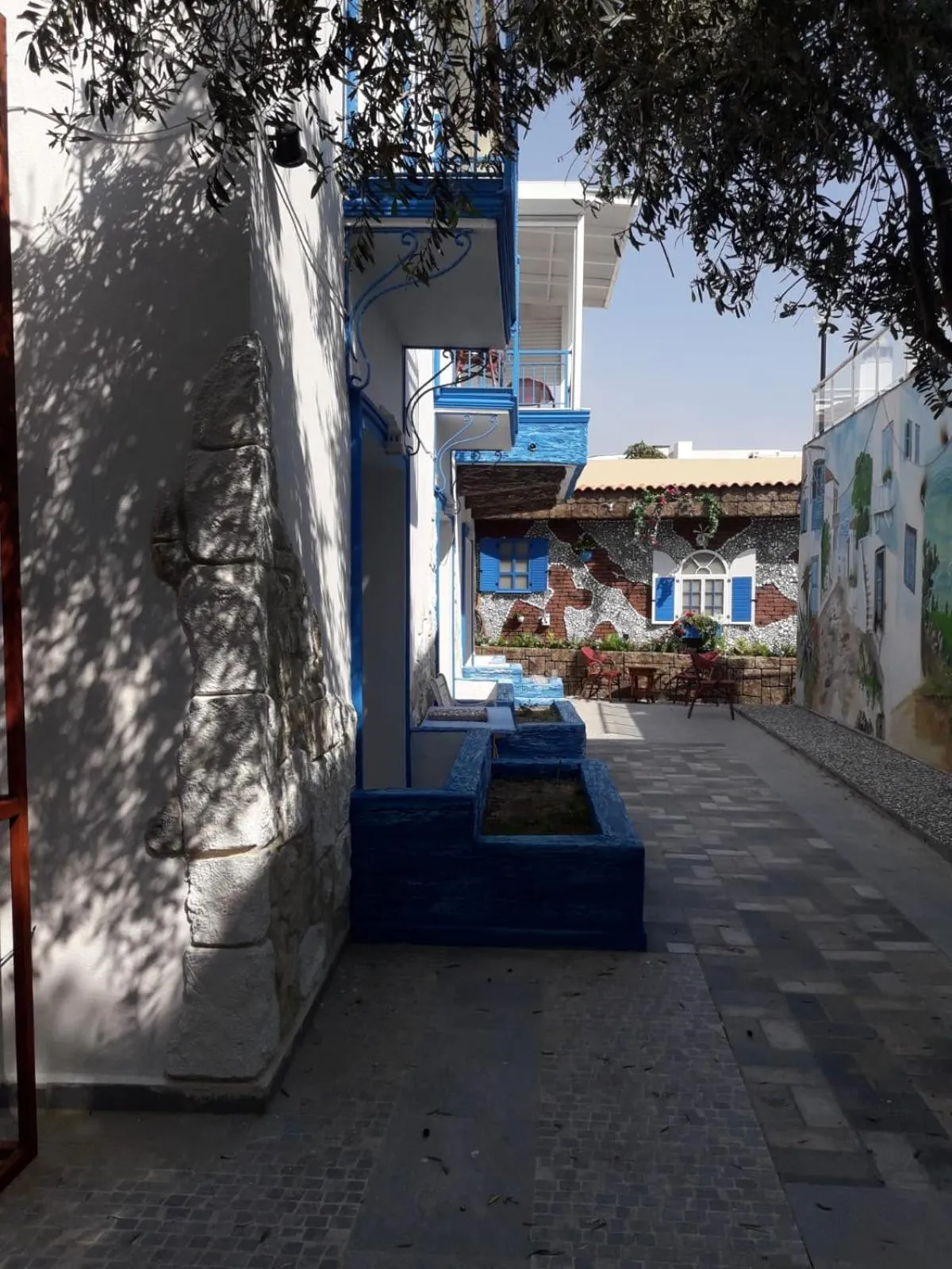 DOUBLE INN MARİNA HOTEL