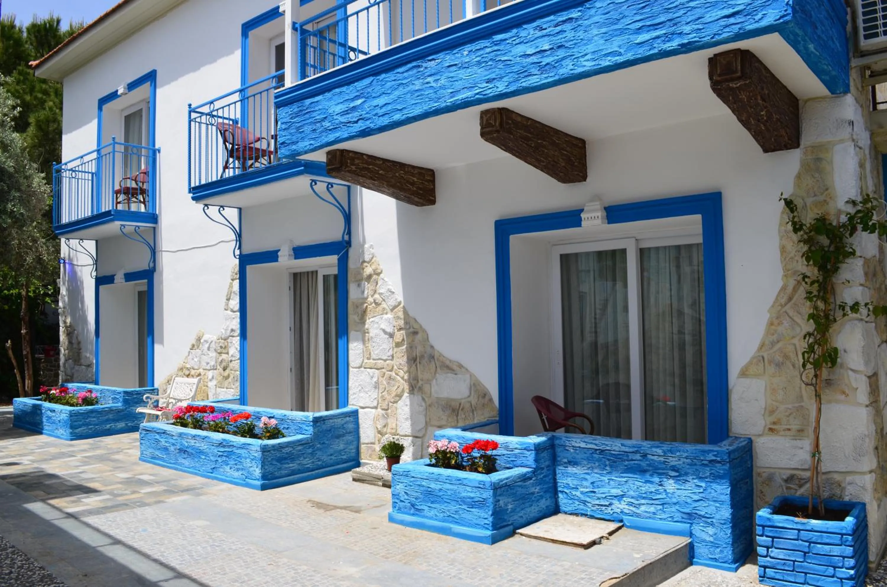 DOUBLE INN MARİNA HOTEL