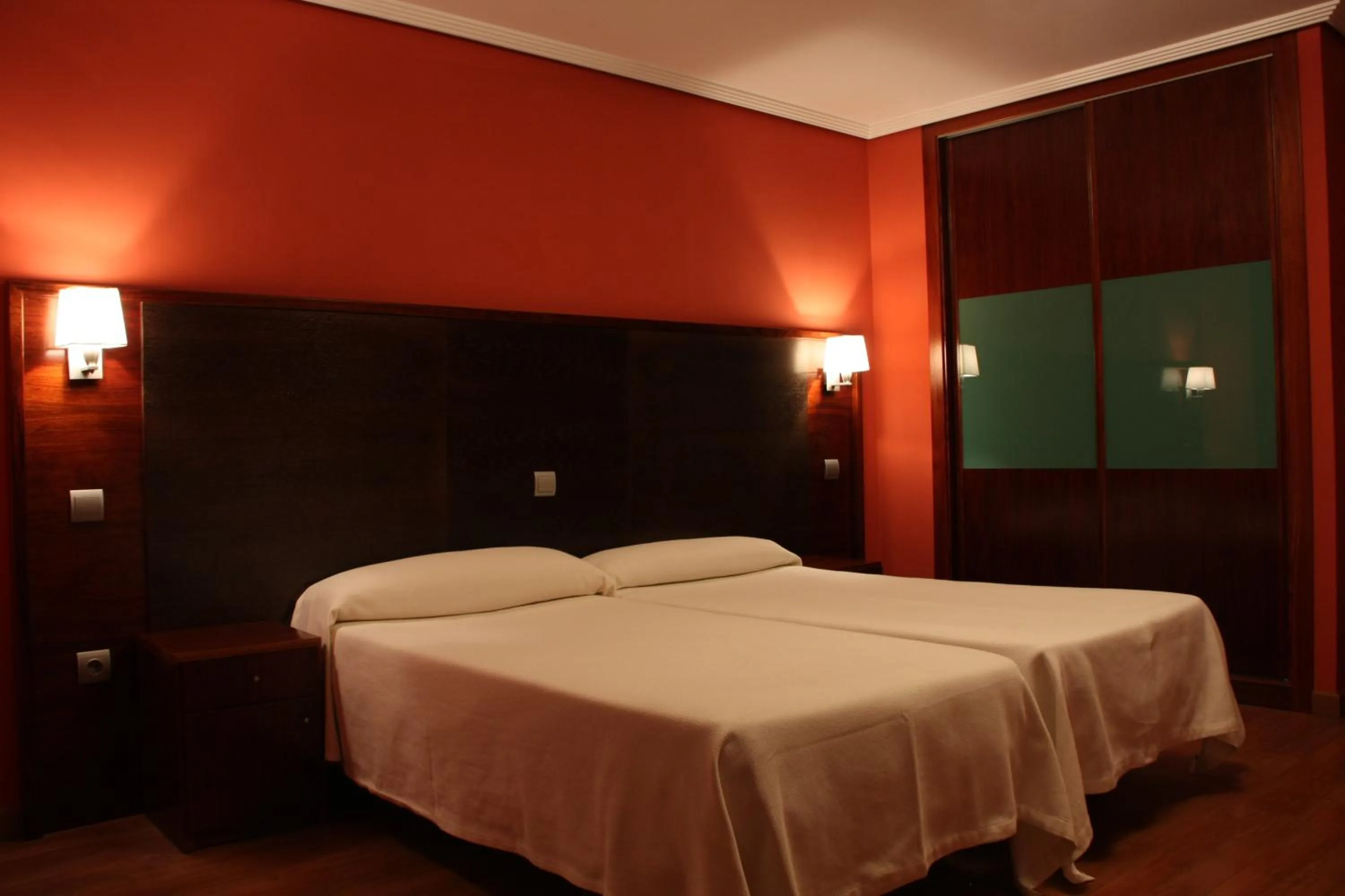 Bed in Hotel Tremazal