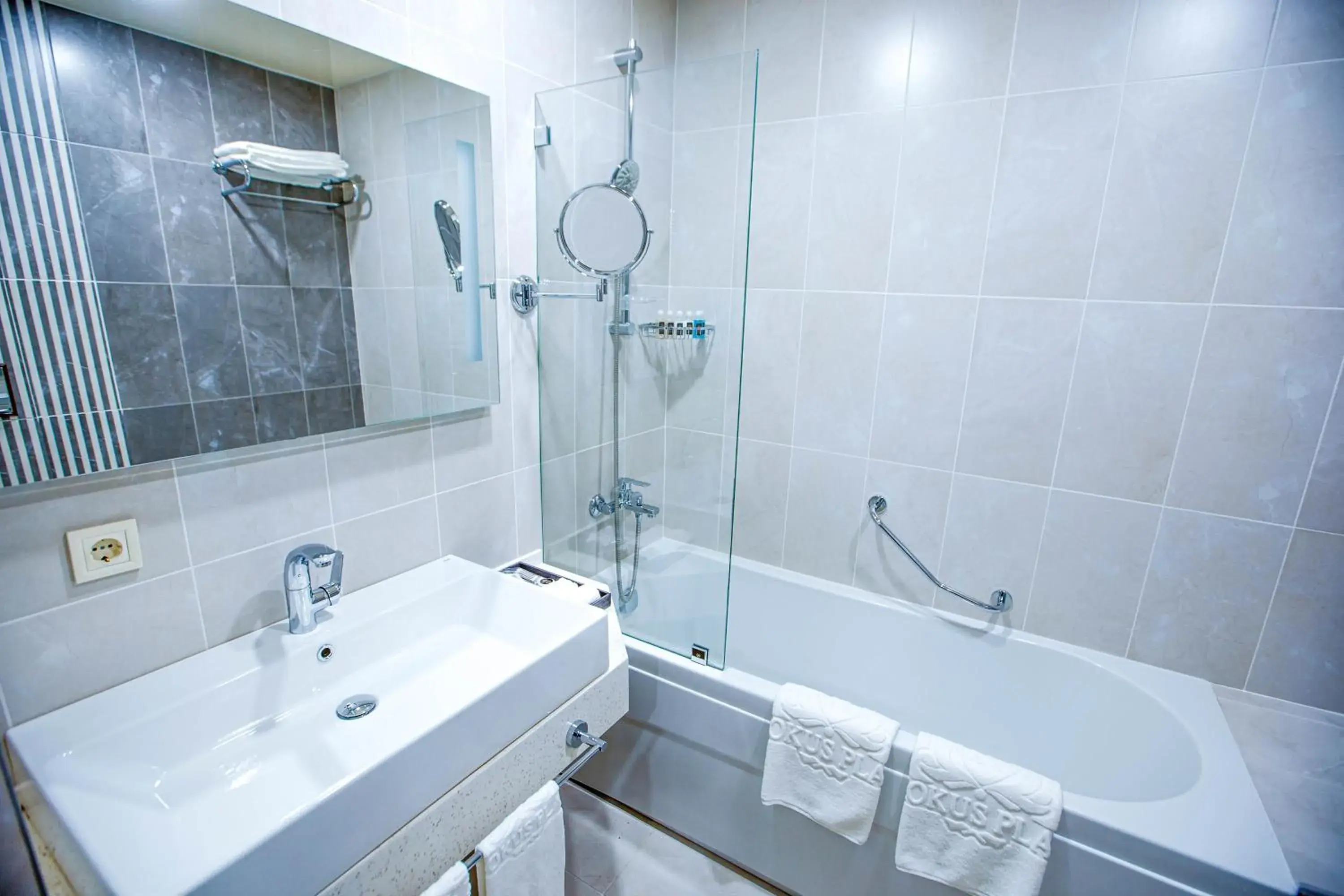 Standard Twin Room in Krokus Plaza Standard Twin Room in Krokus Plaza