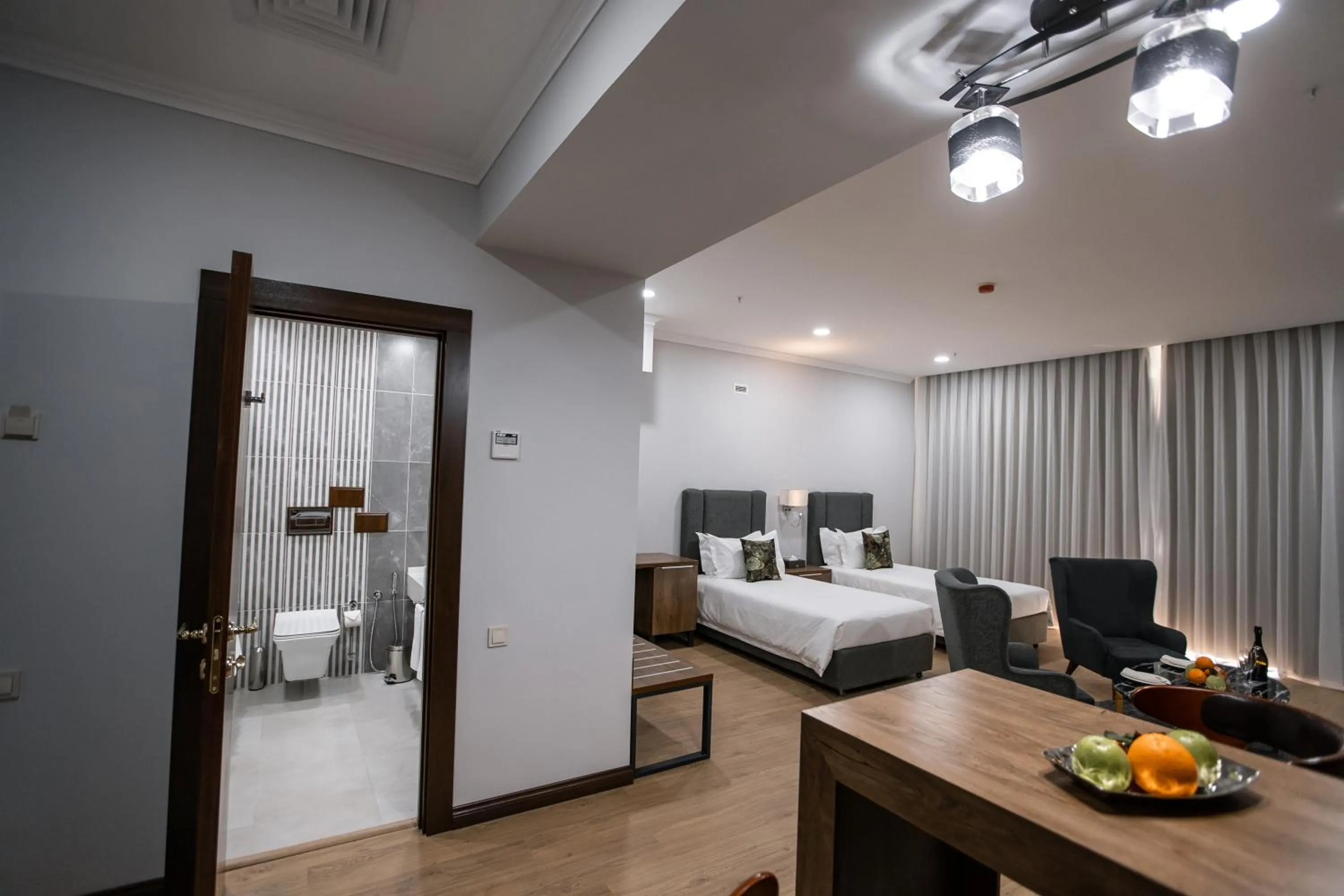 Photo of the whole room, Bed in Krokus Plaza