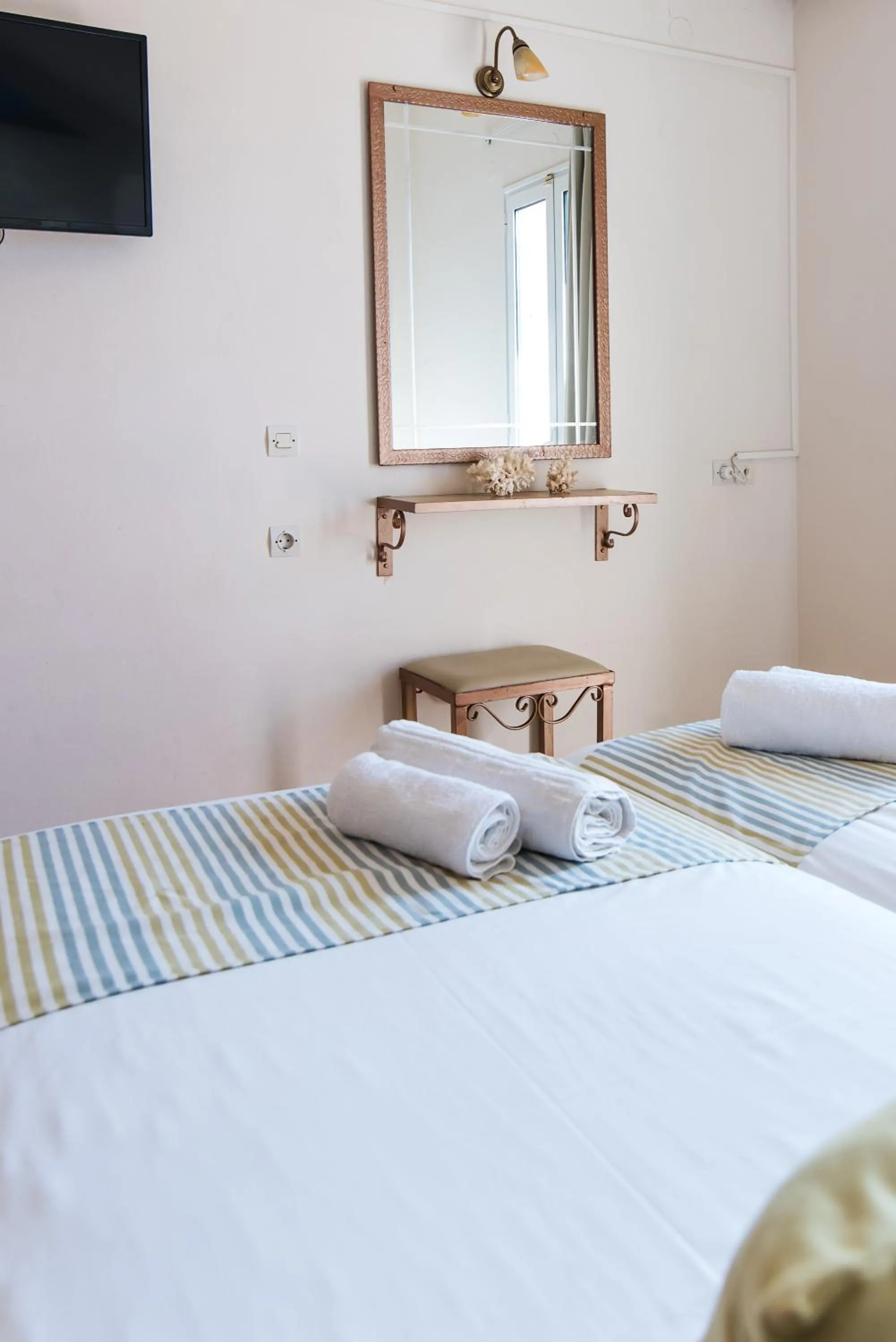 Bedroom, Bed in Ilios 1 Central