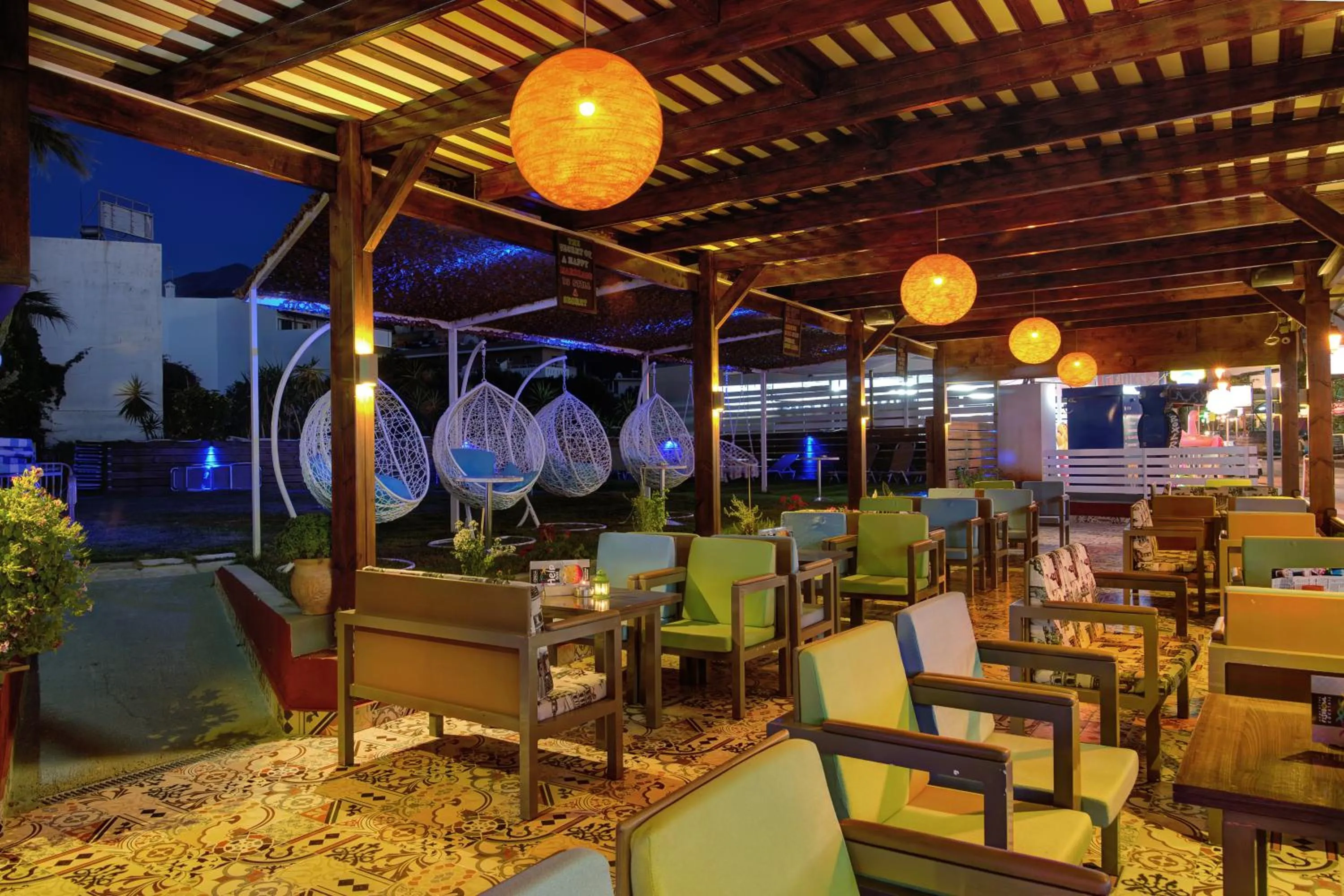 Lounge or bar in Ilios 1 Central