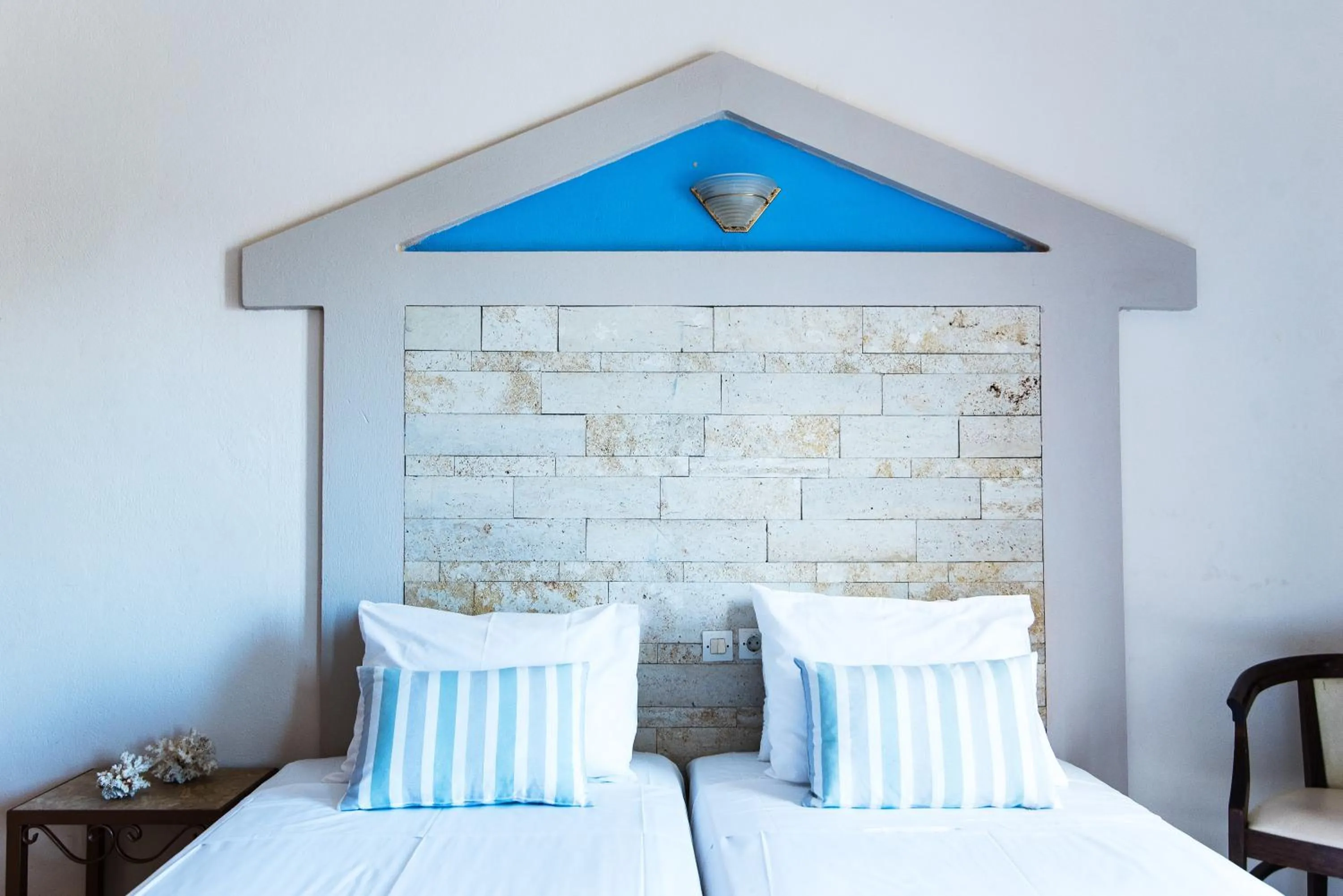 Bed in Ilios 1 Central