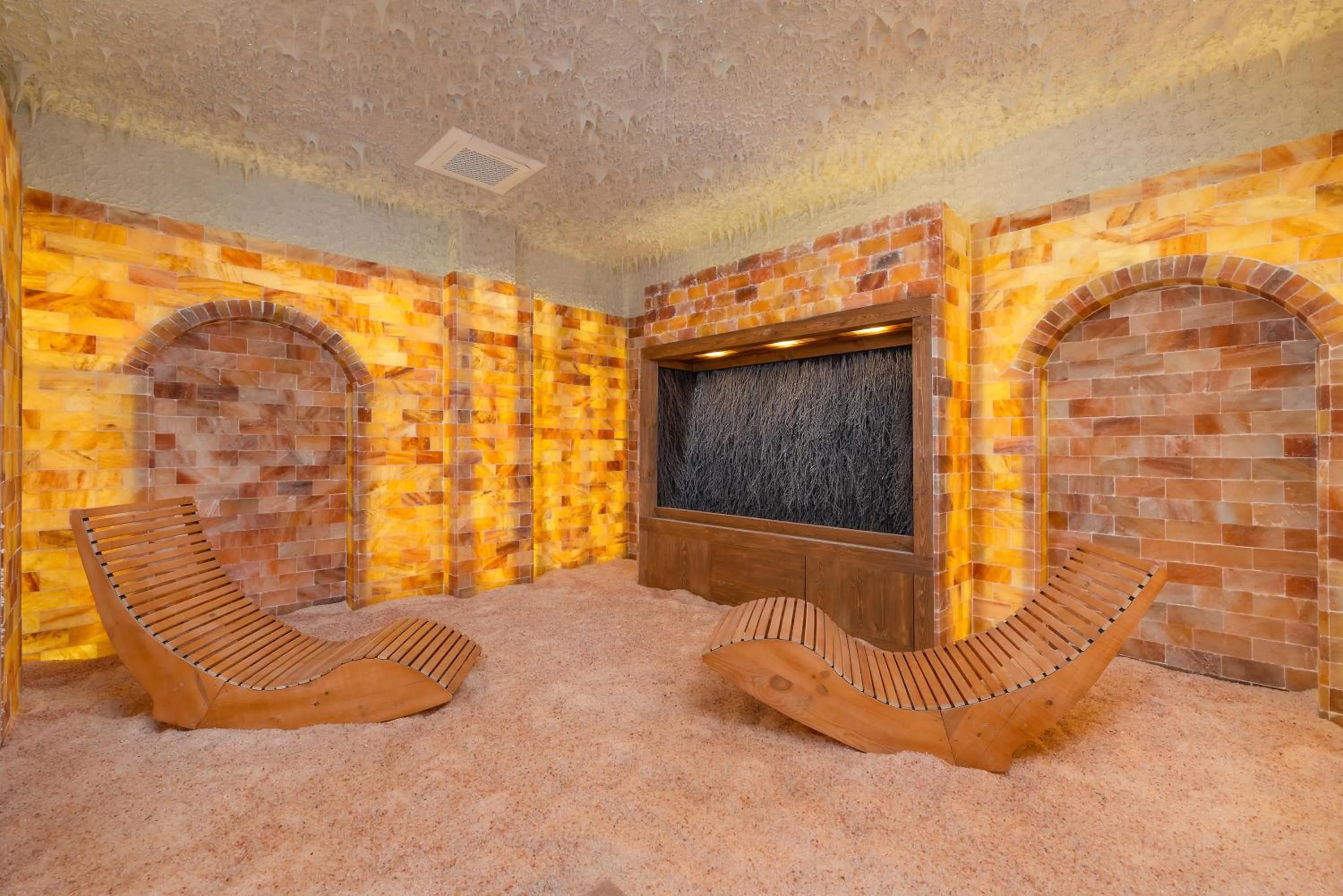 Spa and wellness centre/facilities in Hotel Juvena Wellness & SPA