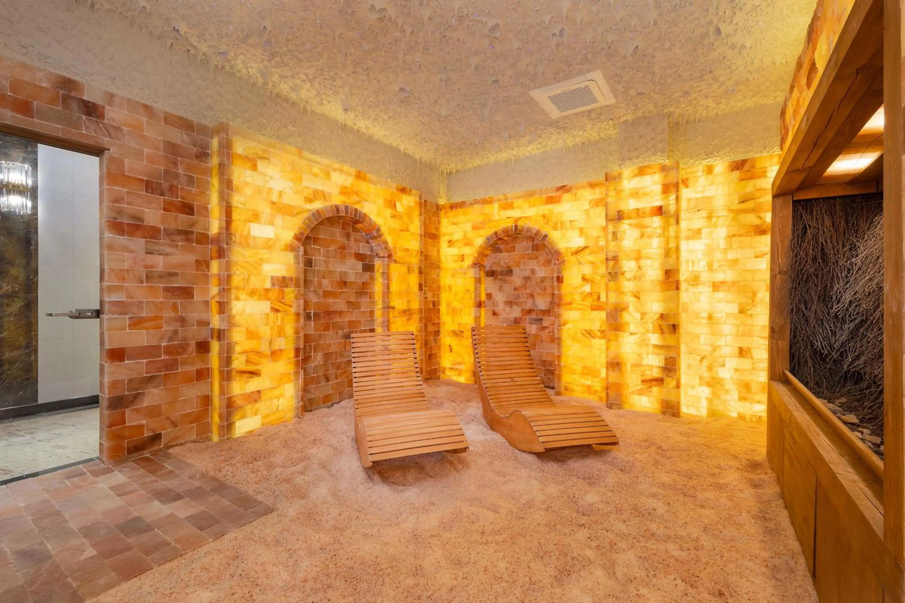 Spa and wellness centre/facilities in Hotel Juvena Wellness & SPA