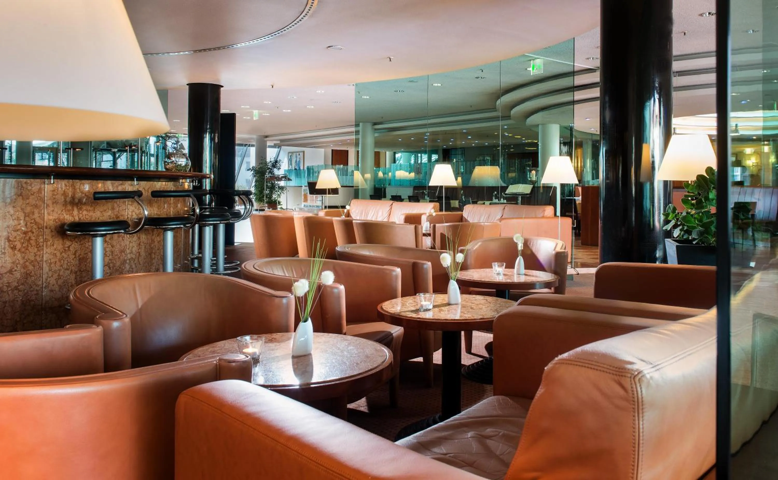 Lounge or bar in Radisson Blu Park Hotel & Conference Centre