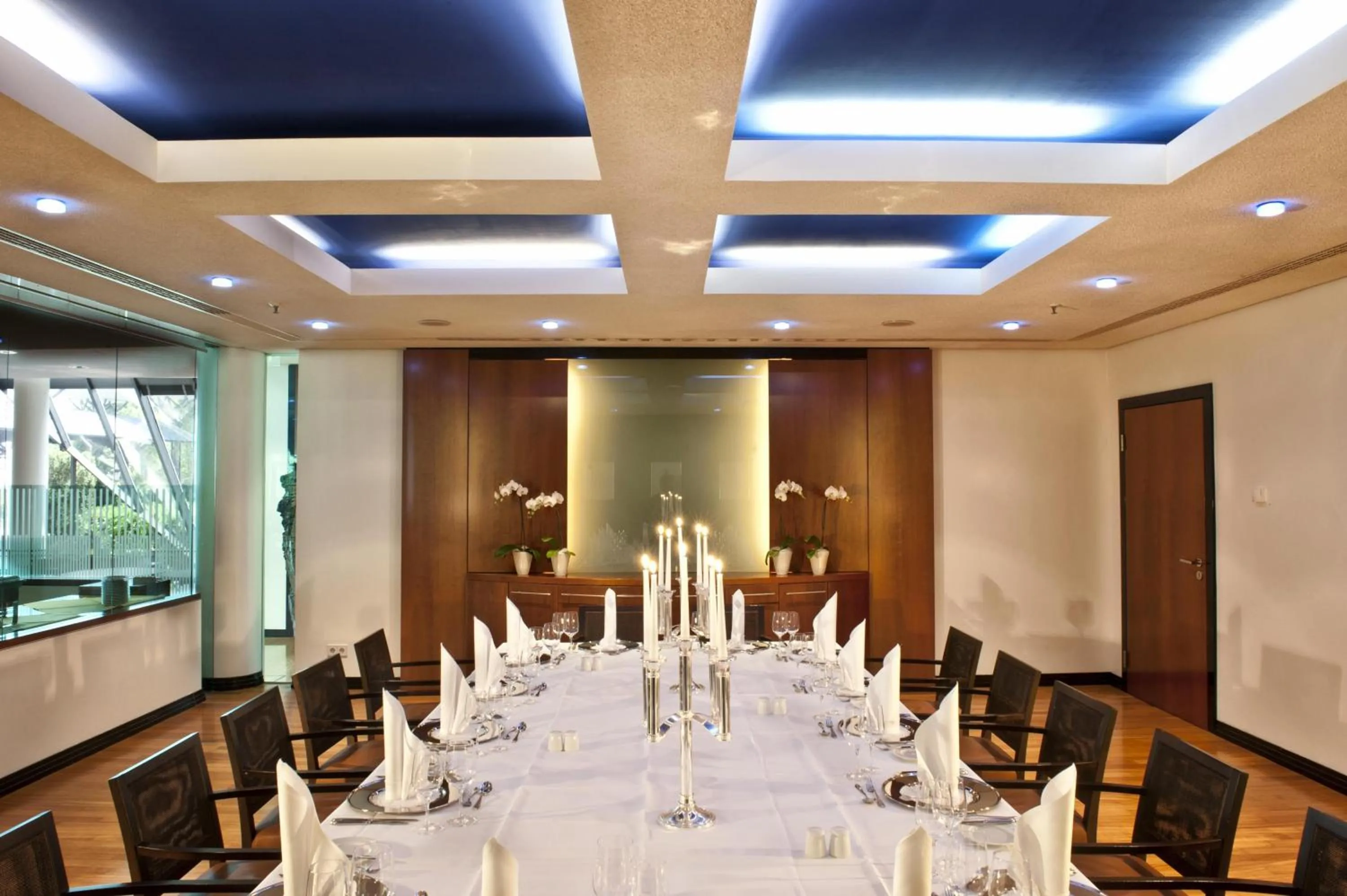 Restaurant/places to eat in Radisson Blu Park Hotel & Conference Centre