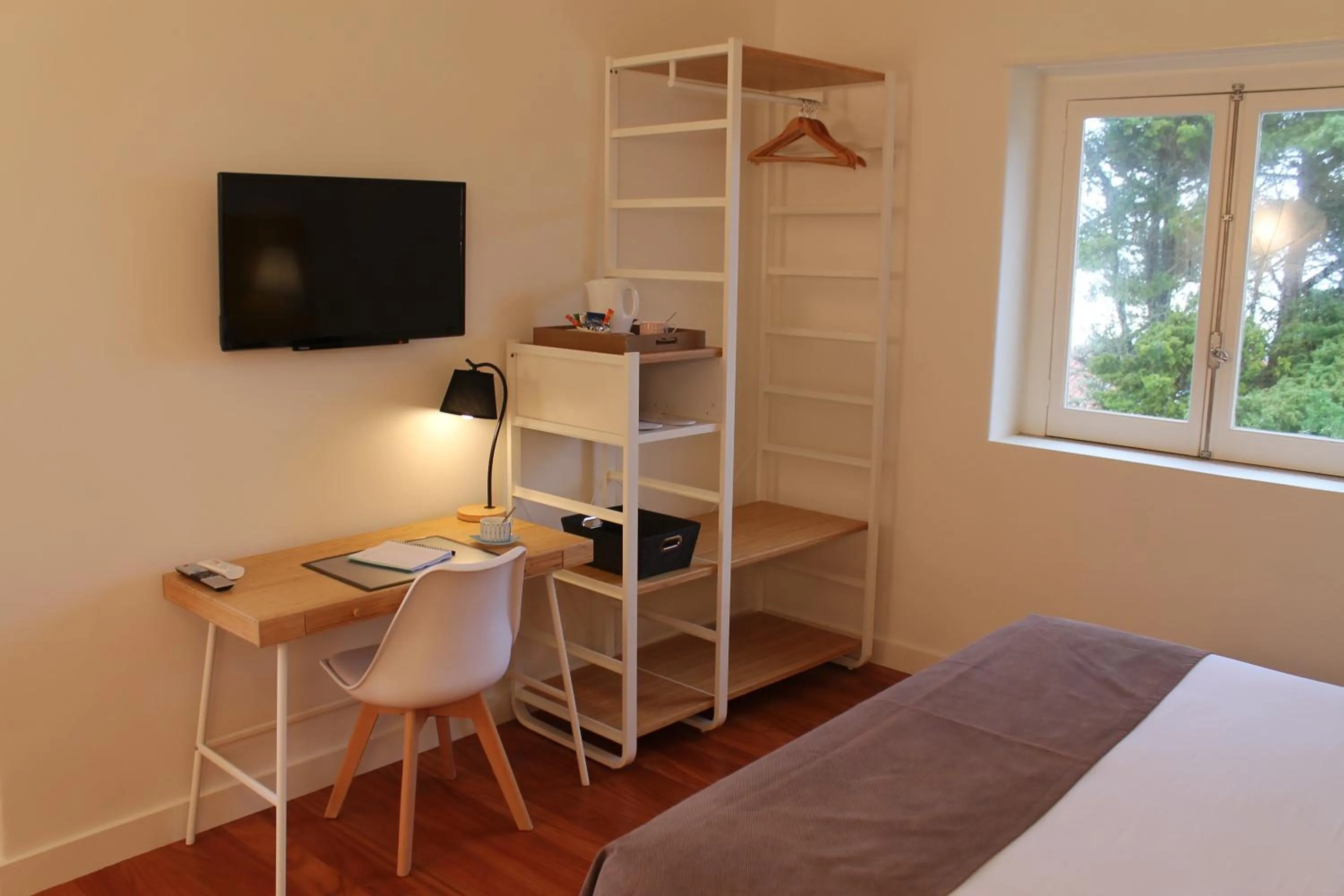 TV and multimedia, Bed in Villa Aedan Sintra