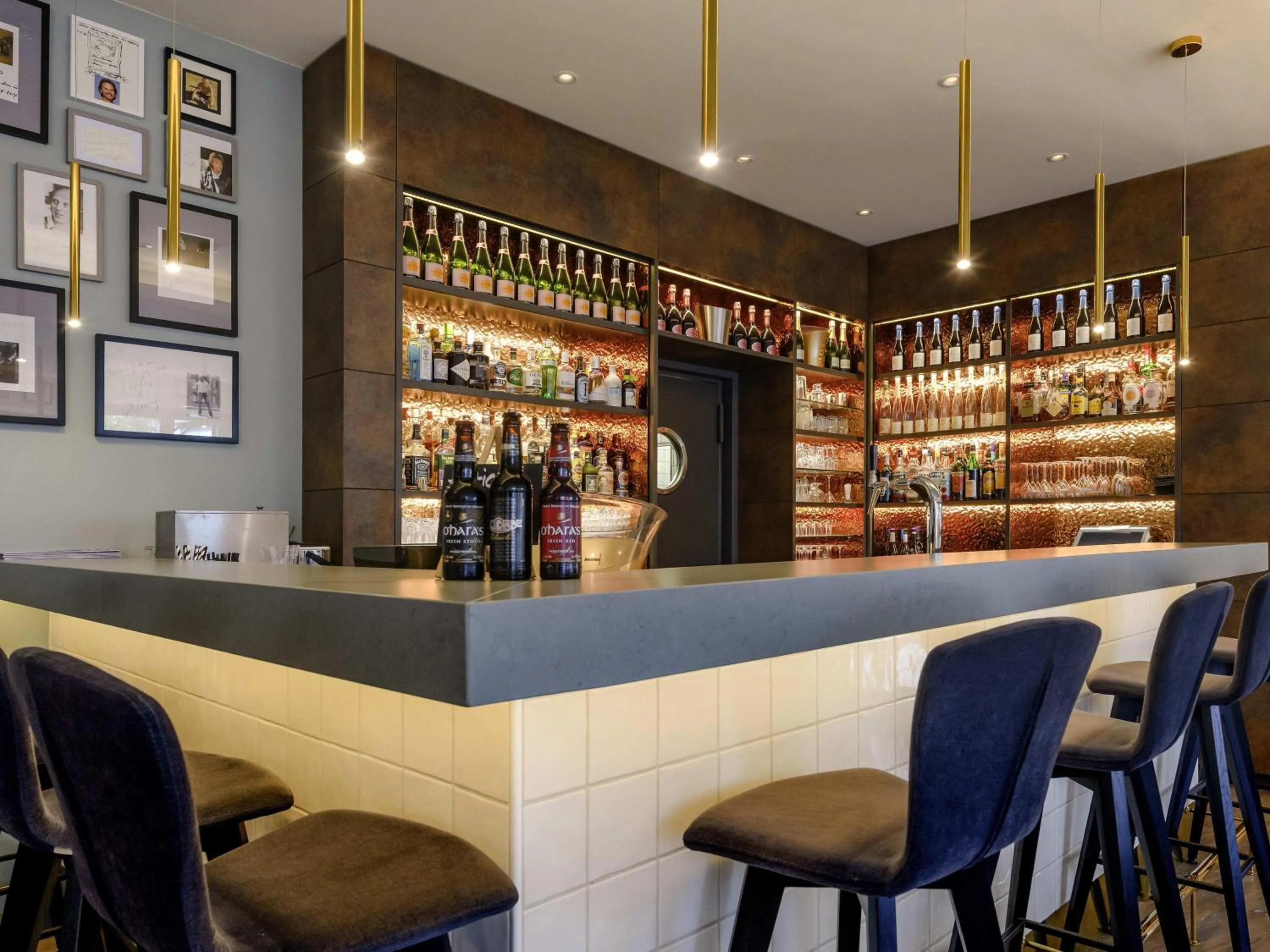 Lounge or bar in Mercure Hotel Saarbrücken City