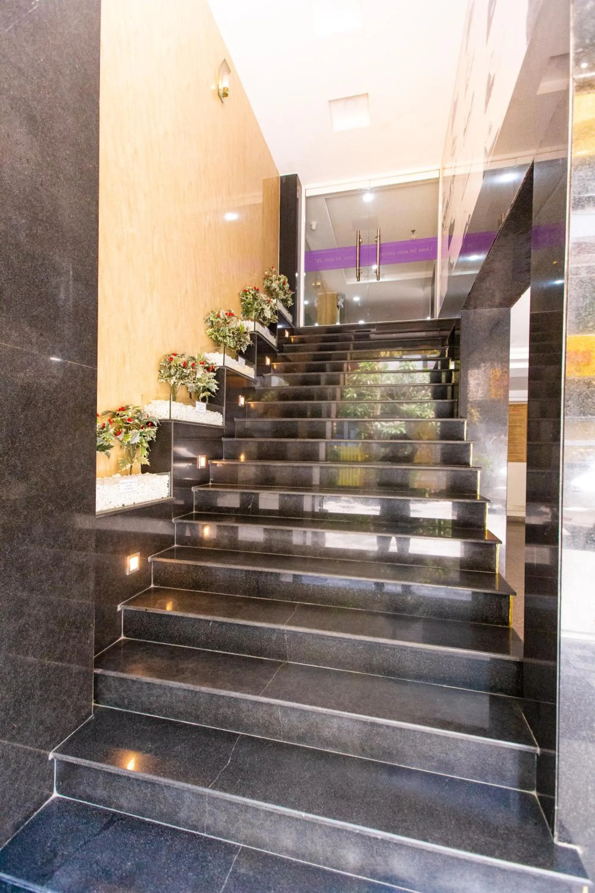 Property building in Dong Do Airport Hotel