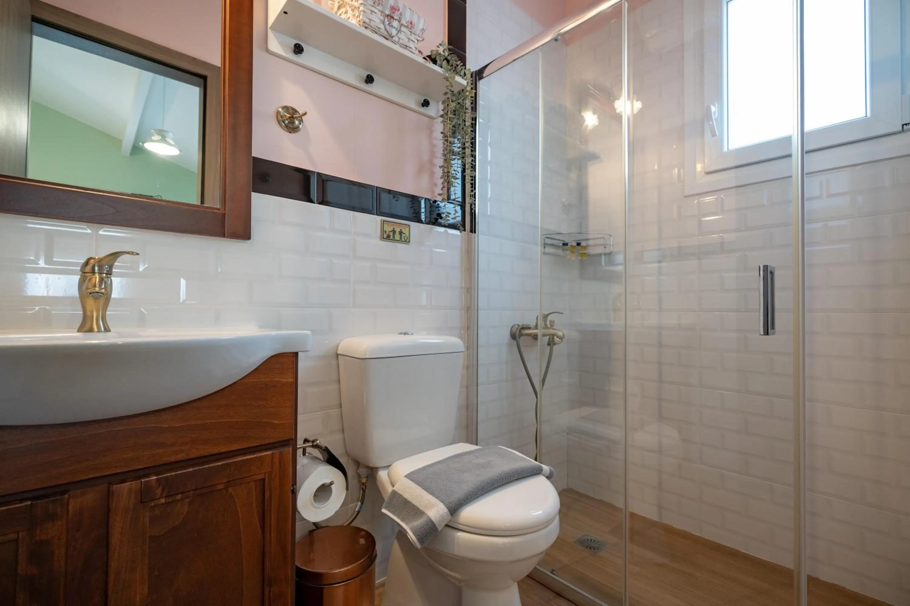 Shower in Olympia's Apartments by Traser