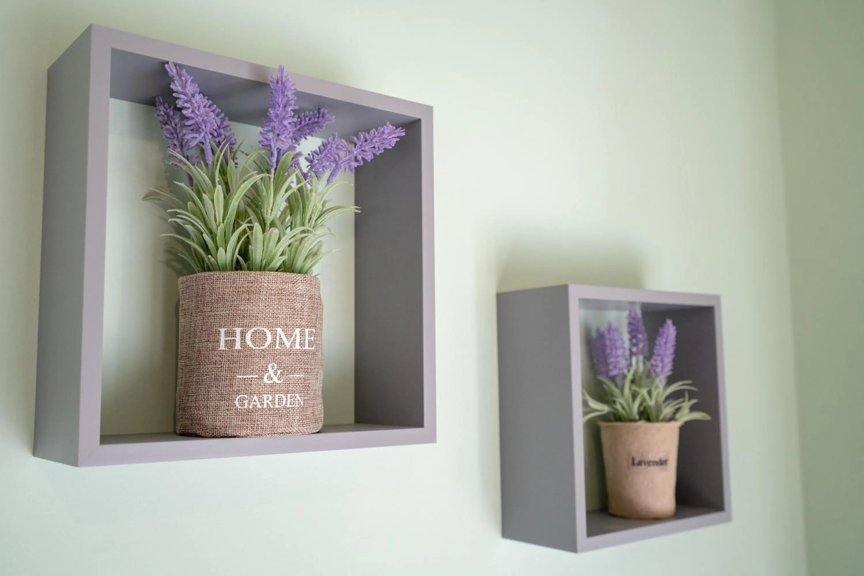 Decorative detail in Olympia's Apartments by Traser