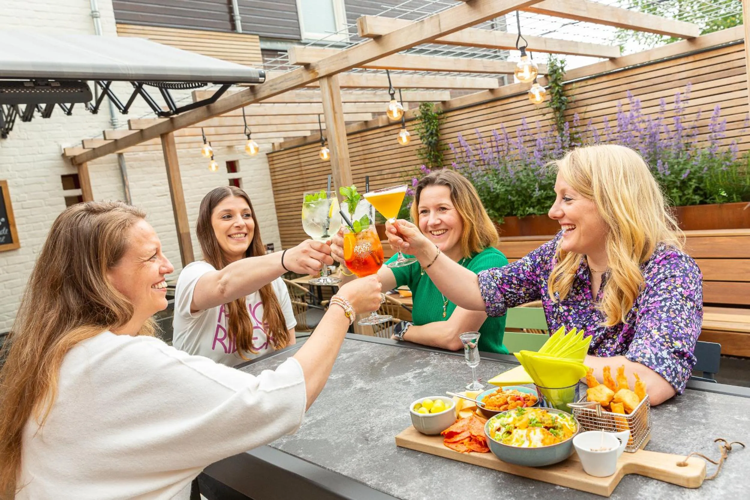 Balcony/Terrace in De Maasparel Nextdoor Maassuites
