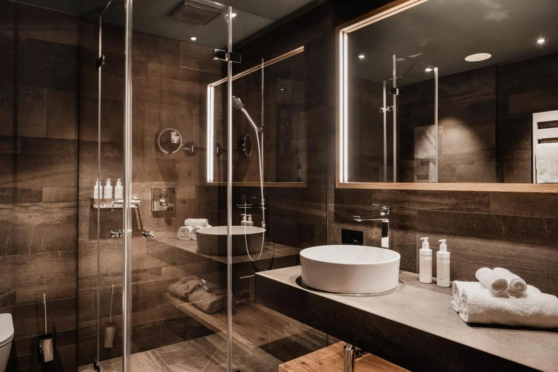 Bathroom in Berghotel Biberkopf