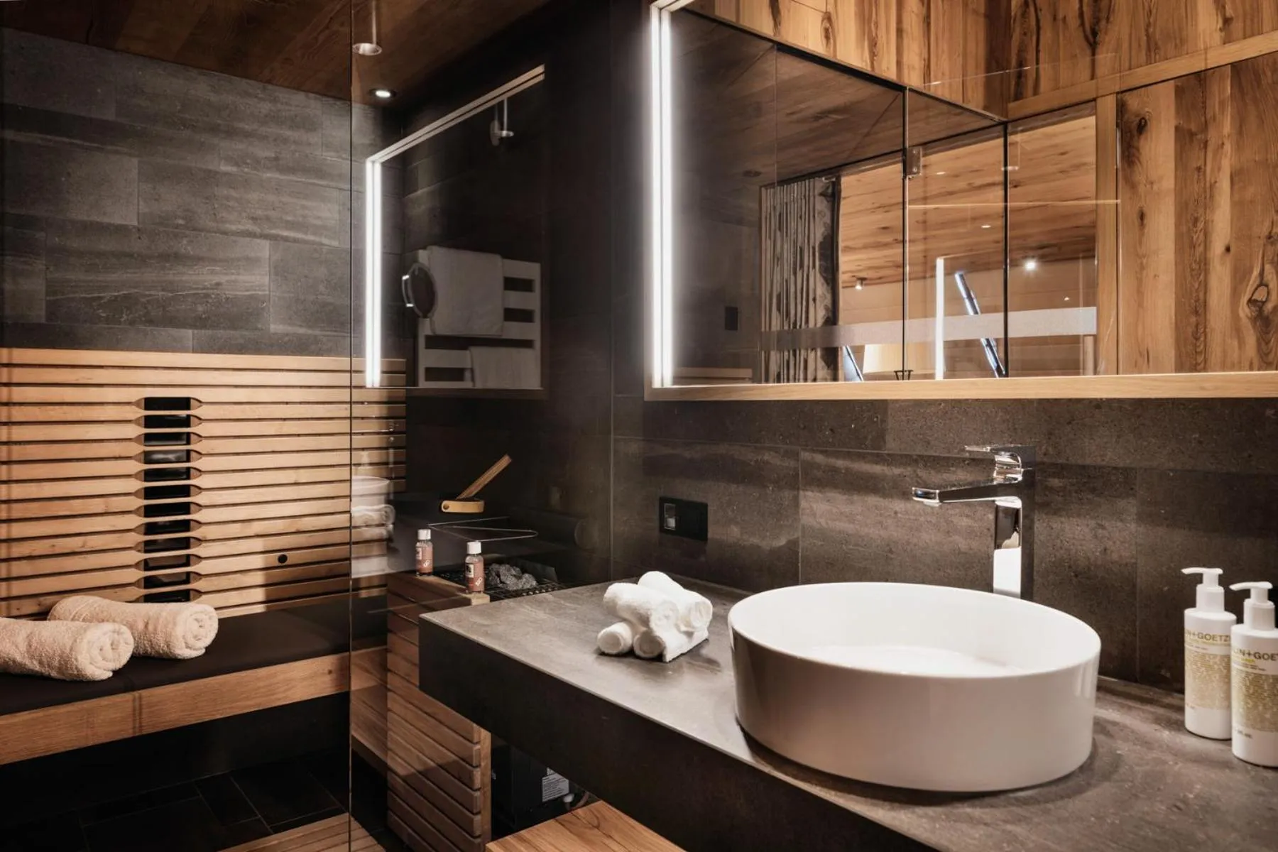 Bathroom in Berghotel Biberkopf