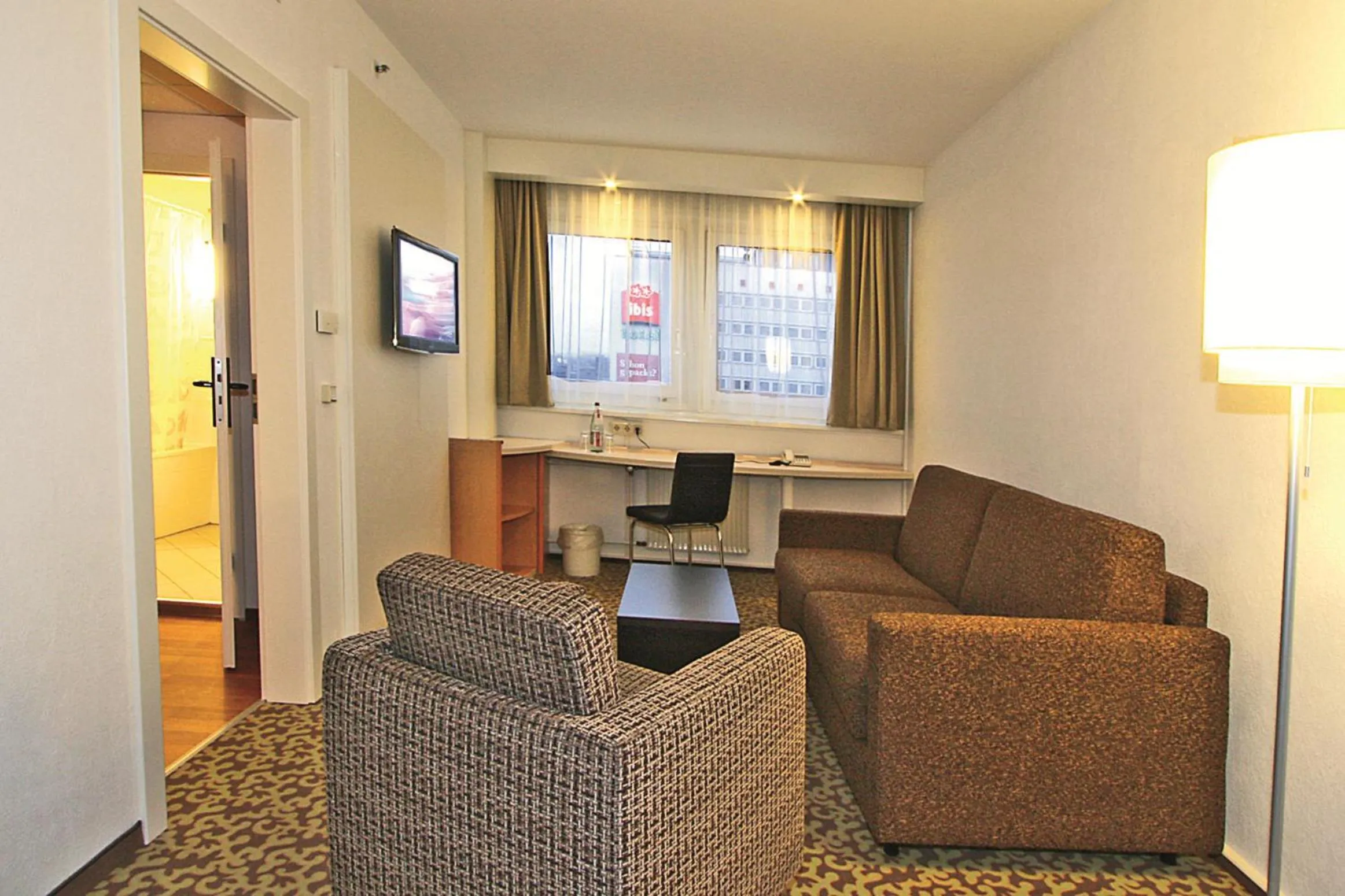 Living room in ibis Dresden Zentrum