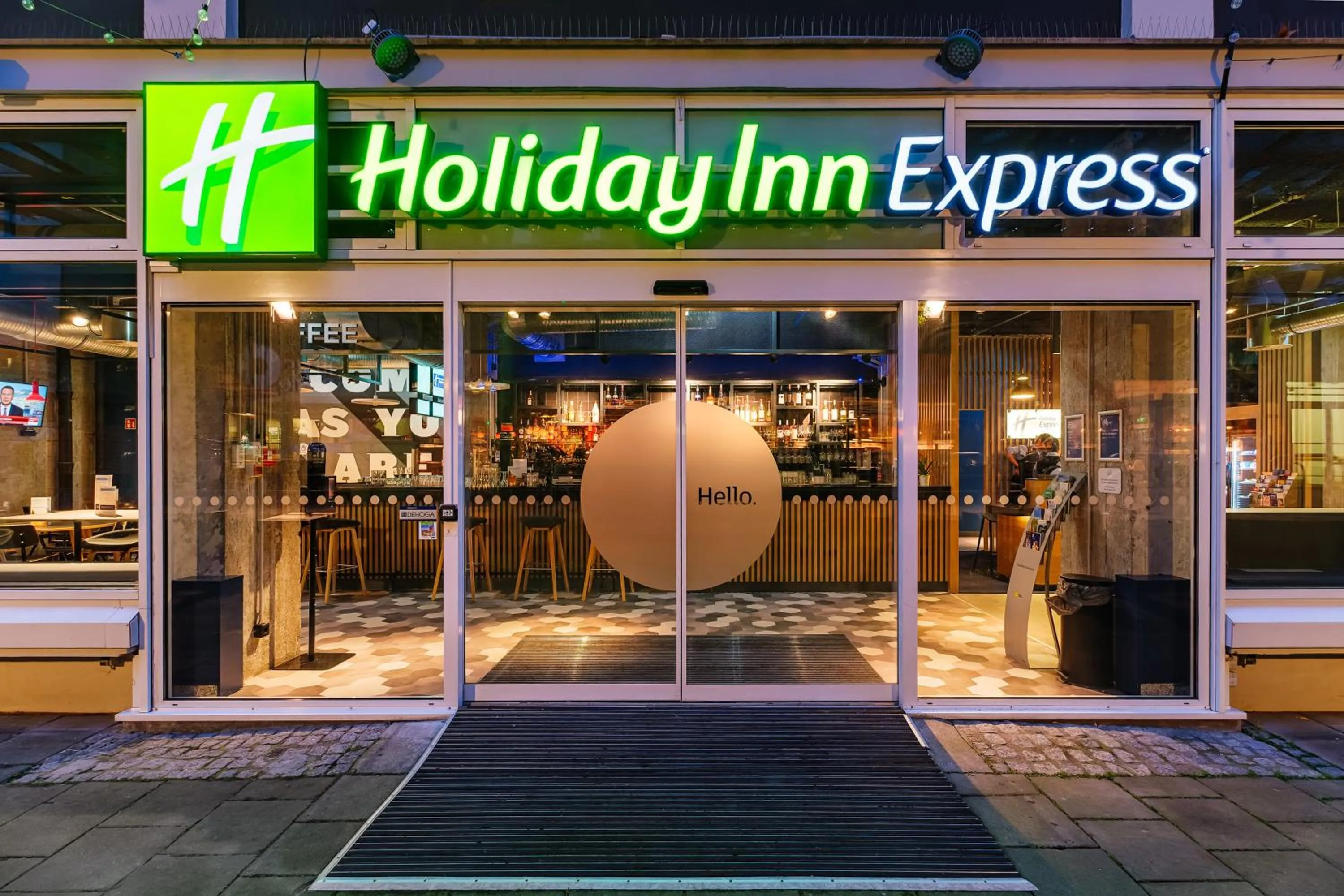 Property building in Holiday Inn Express Dresden Zentrum by IHG